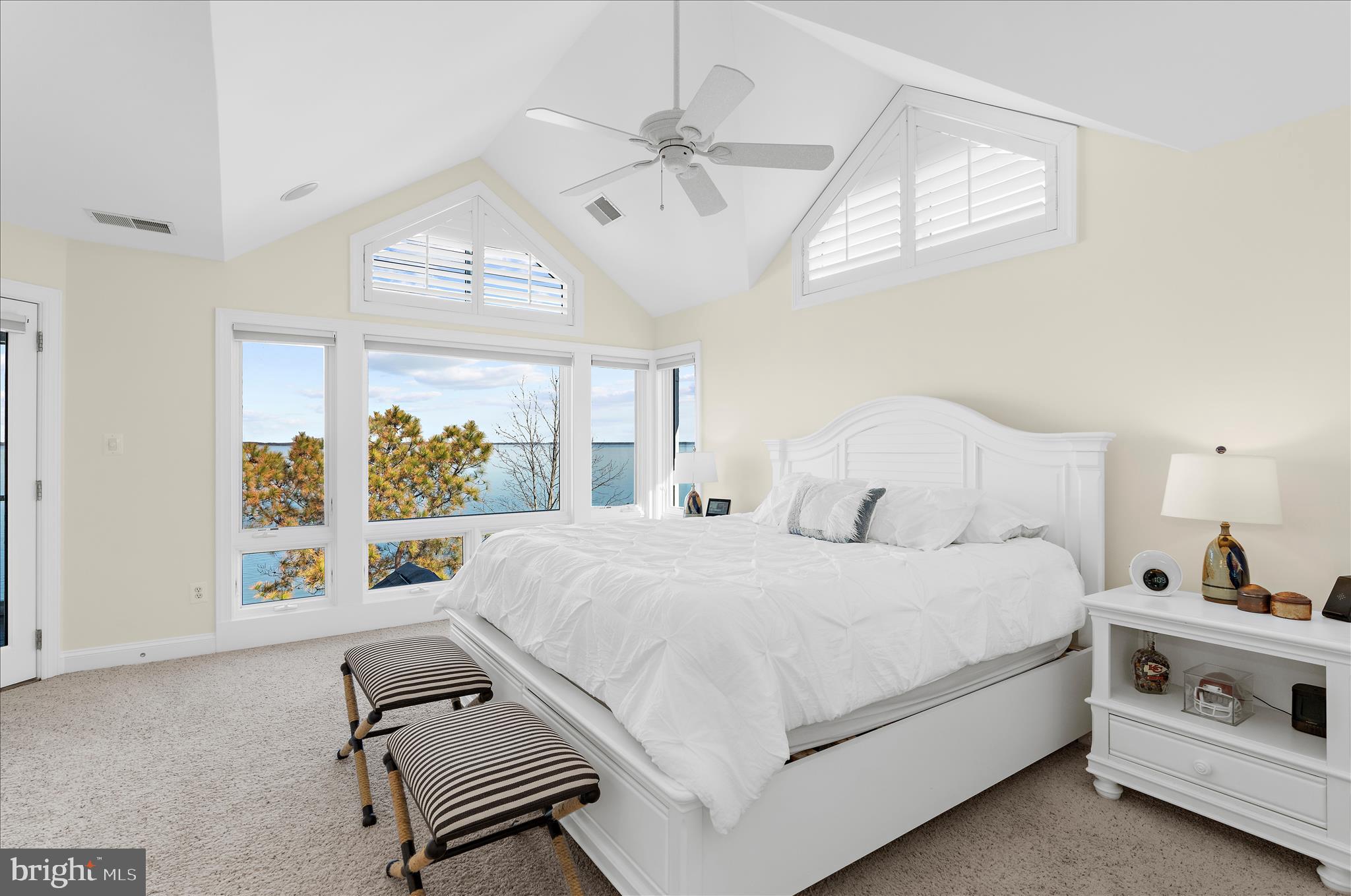 NARROWS POINTE - Residential