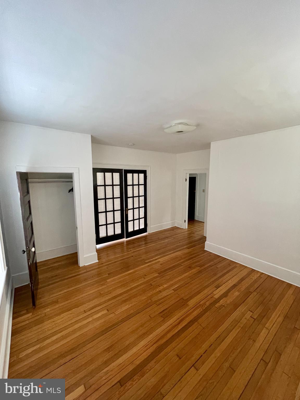 CHARLES TOWN - Commercial Sale