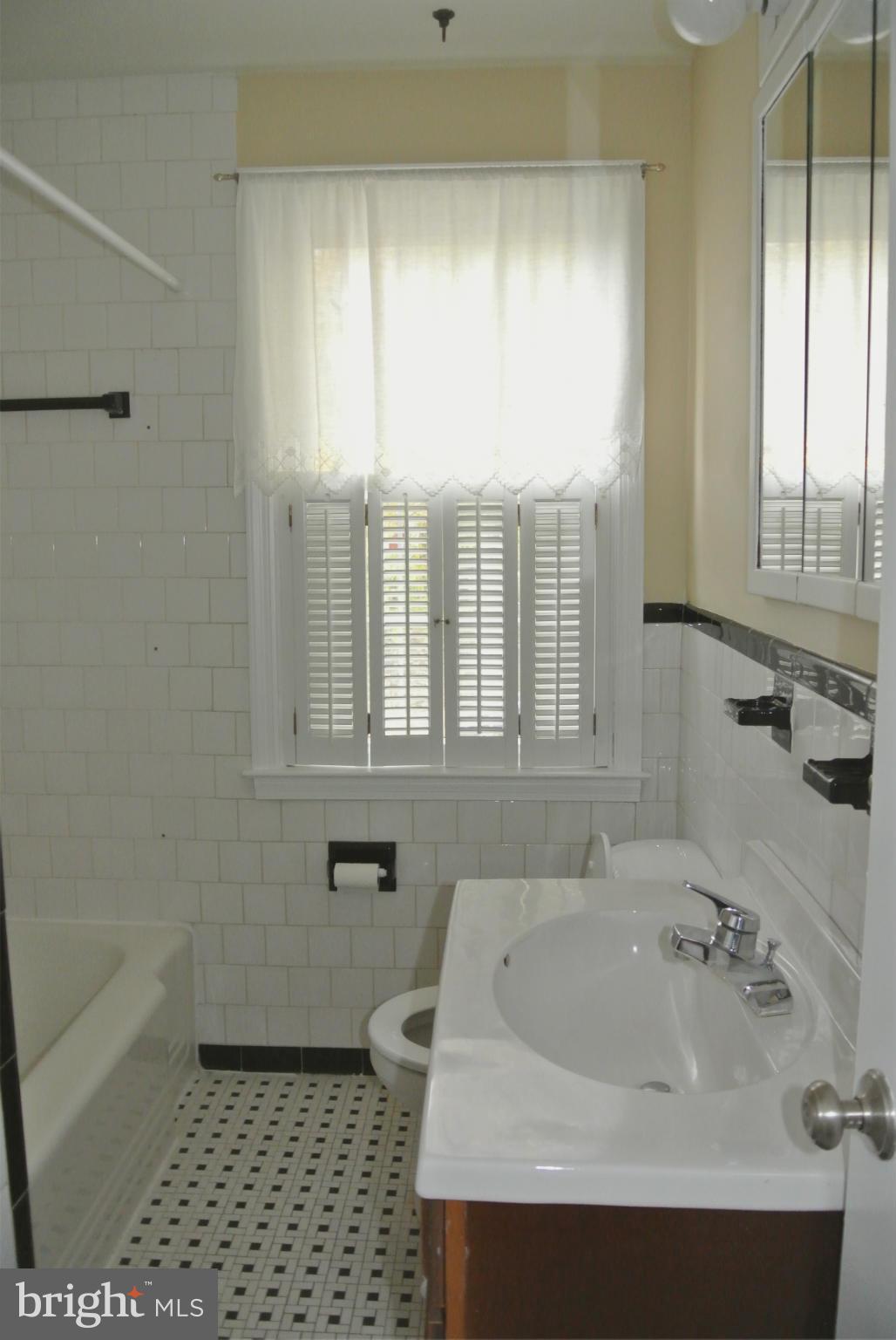 RODGERS FORGE - Residential Lease