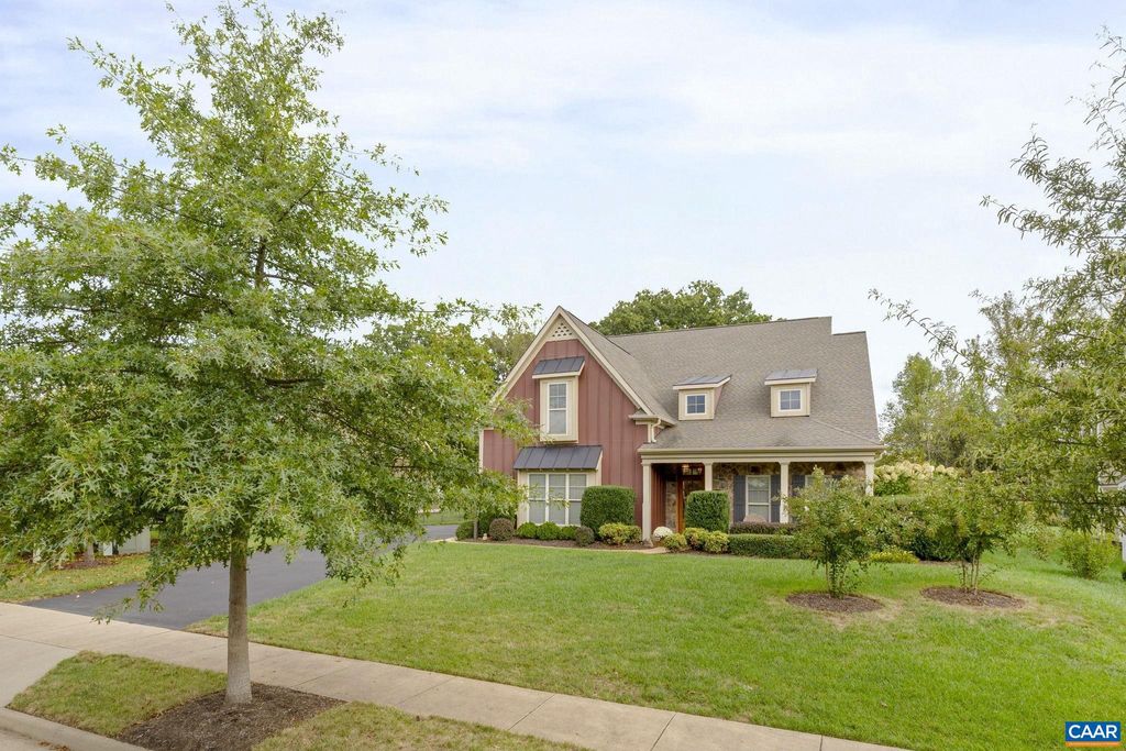 Photo of 920 Park Ridge Dr, CROZET, VA 22932 (MLS # 669887)