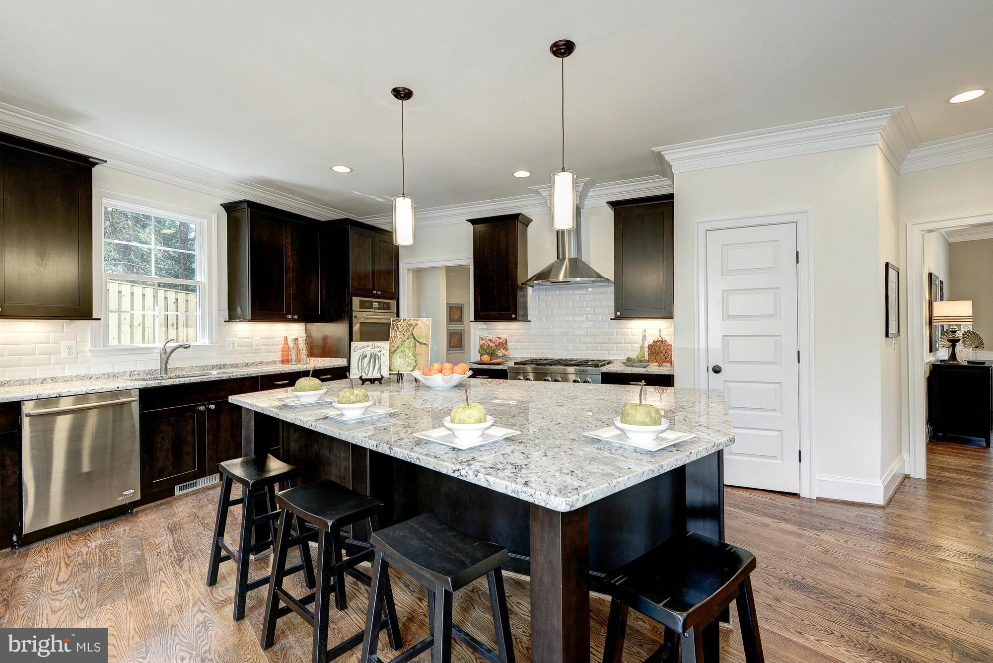 GARDEN CITY - Residential