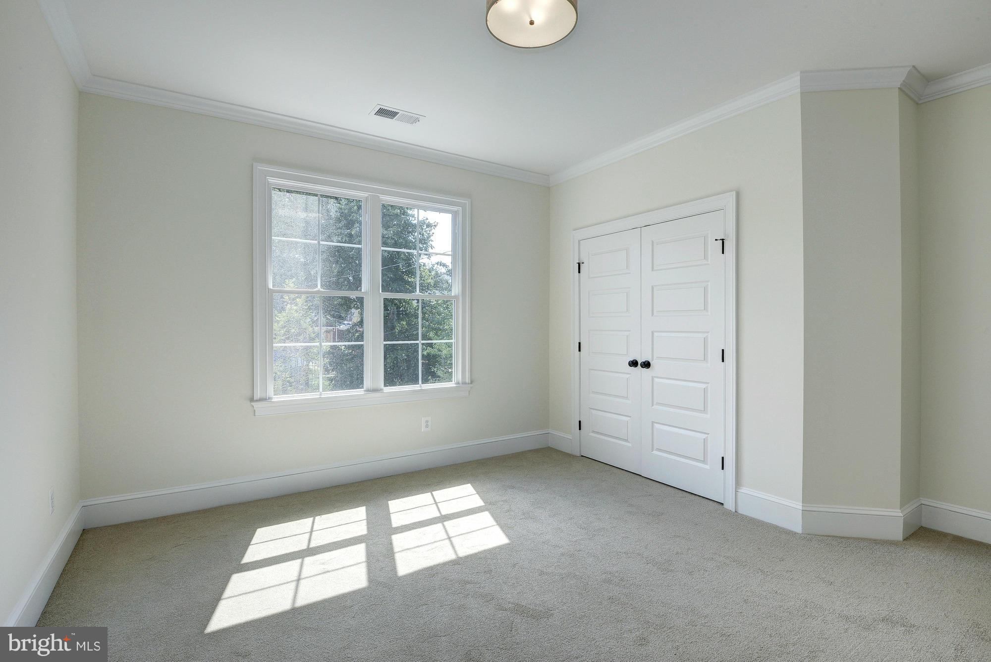 GARDEN CITY - Residential