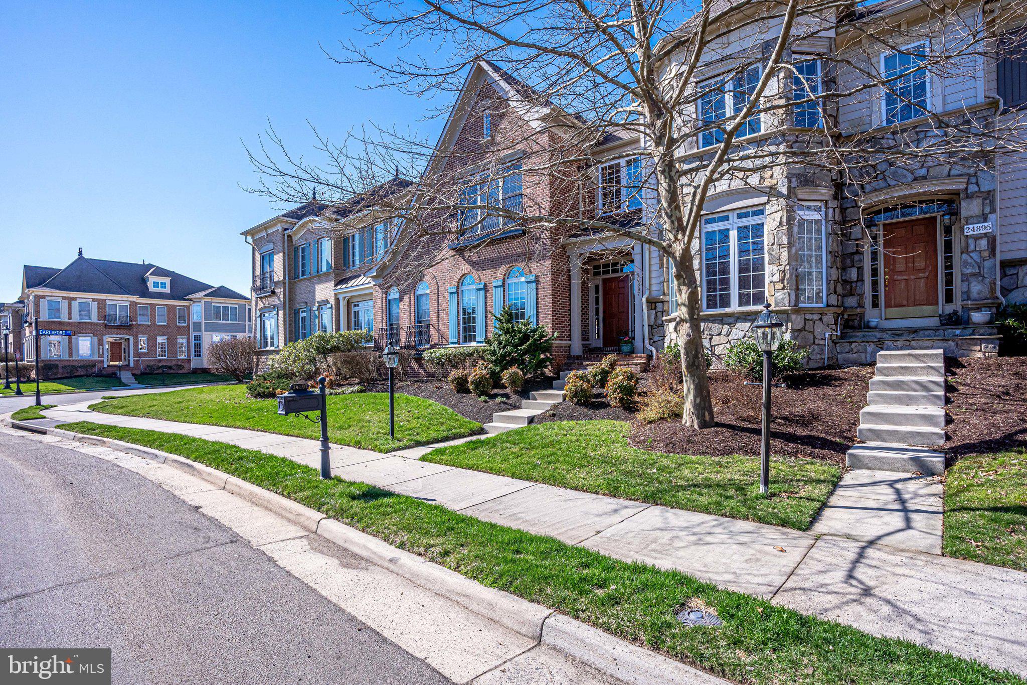 AVONLEA - Residential Lease