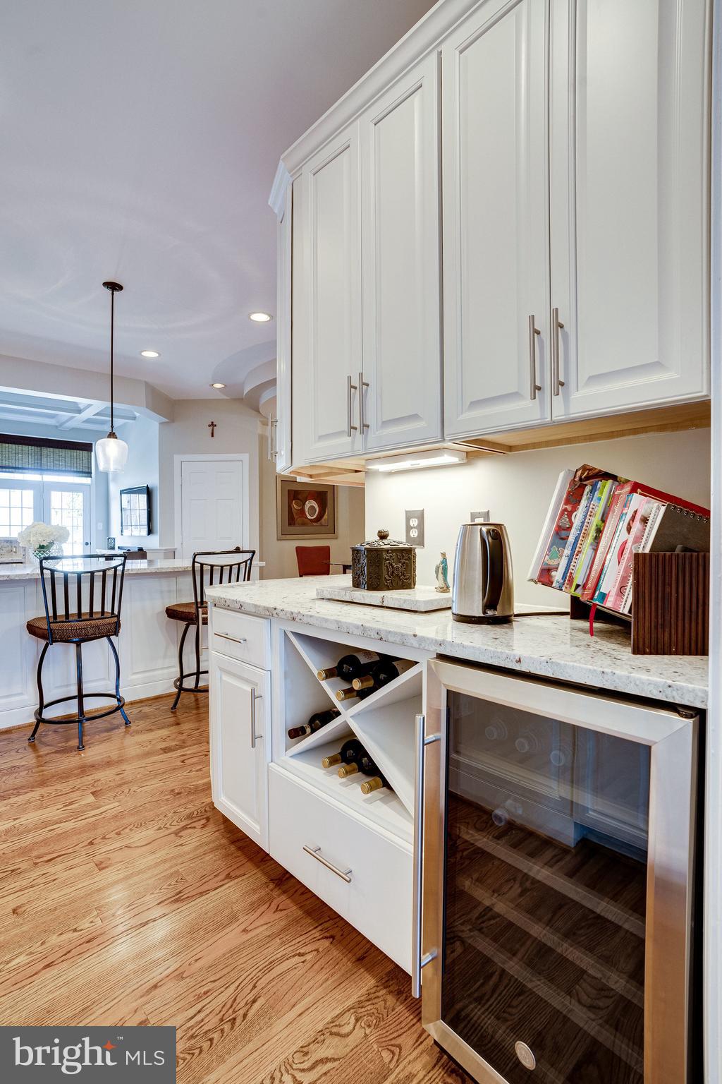 AVONLEA - Residential Lease