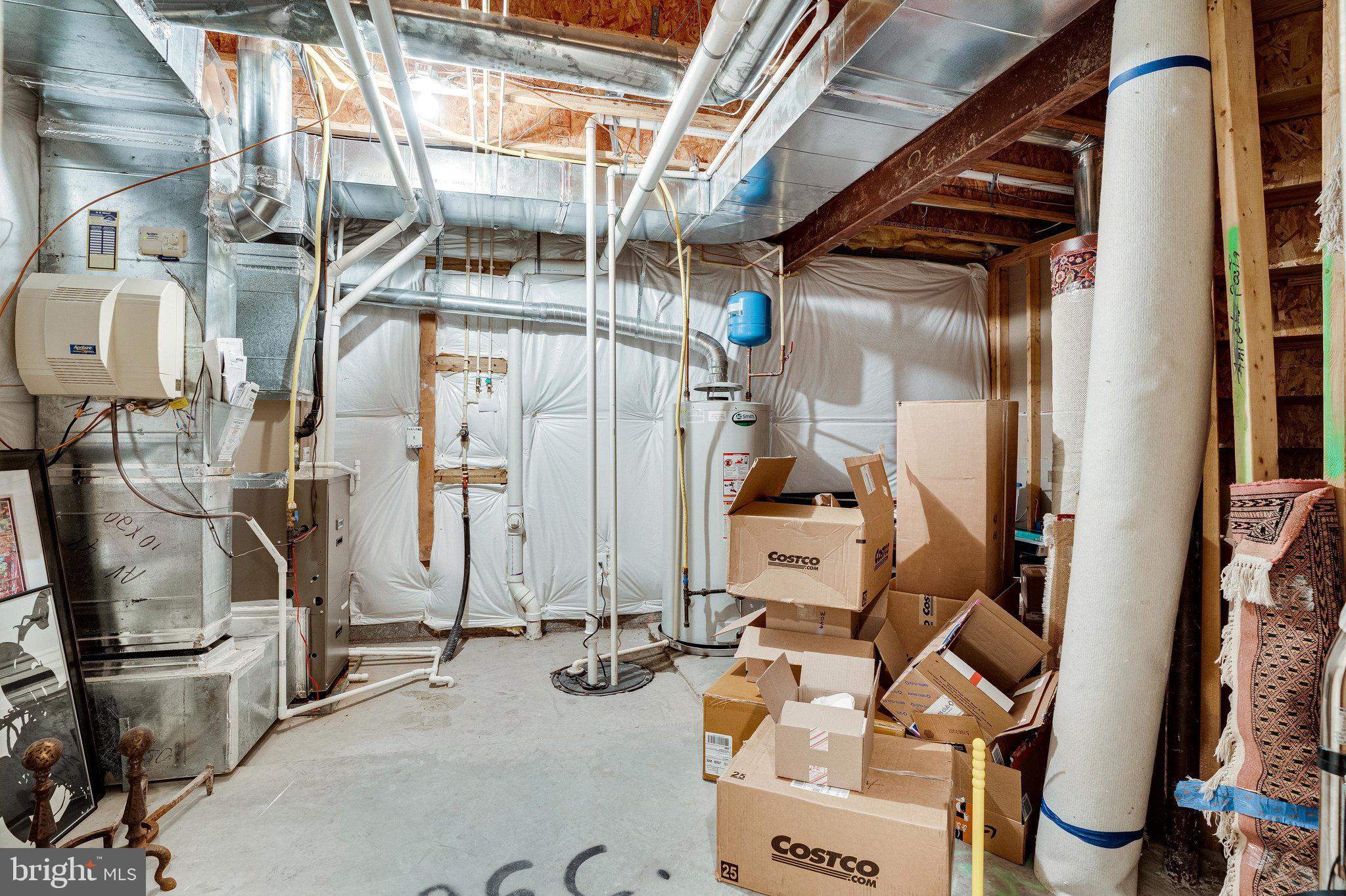 AVONLEA - Residential Lease