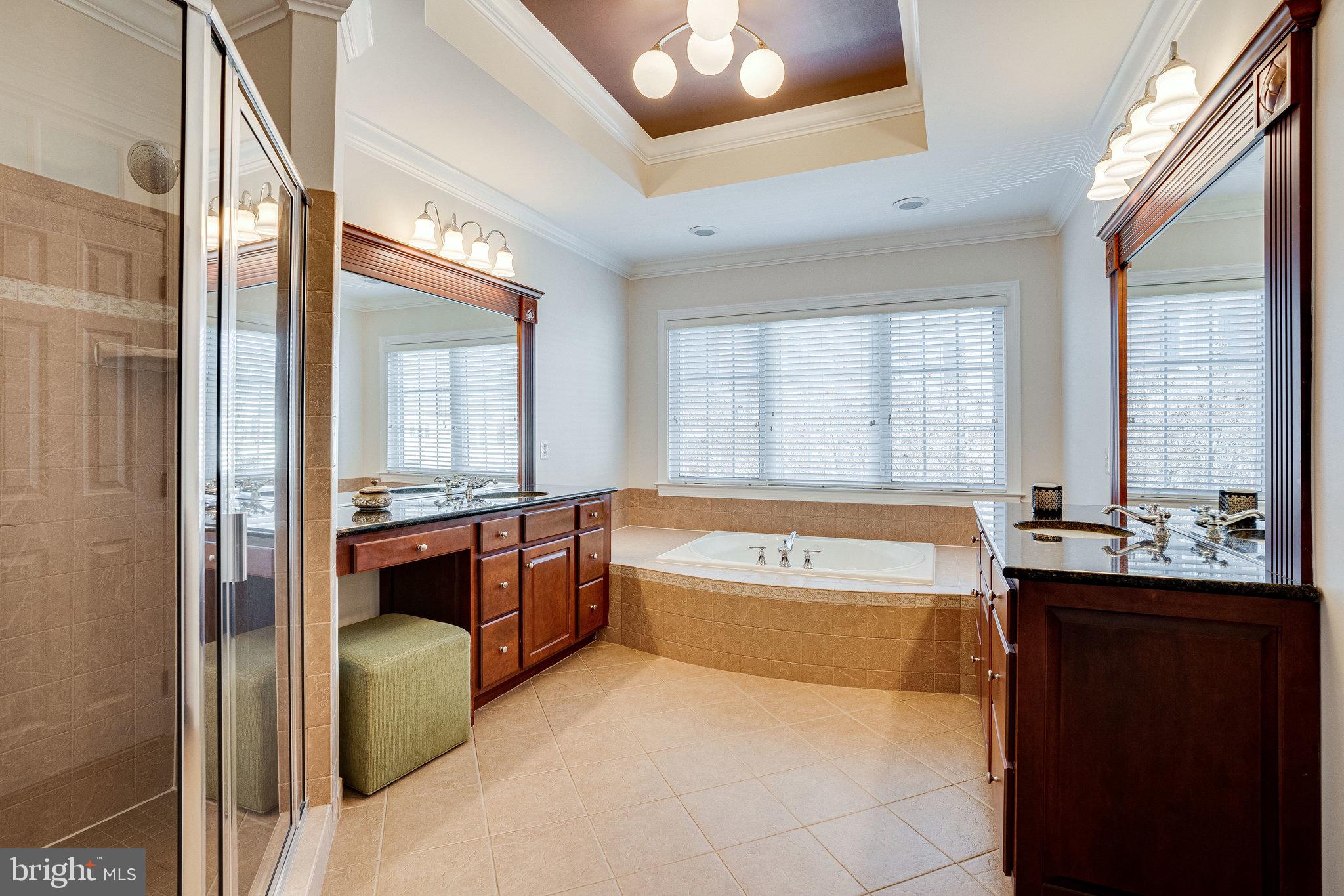 AVONLEA - Residential Lease