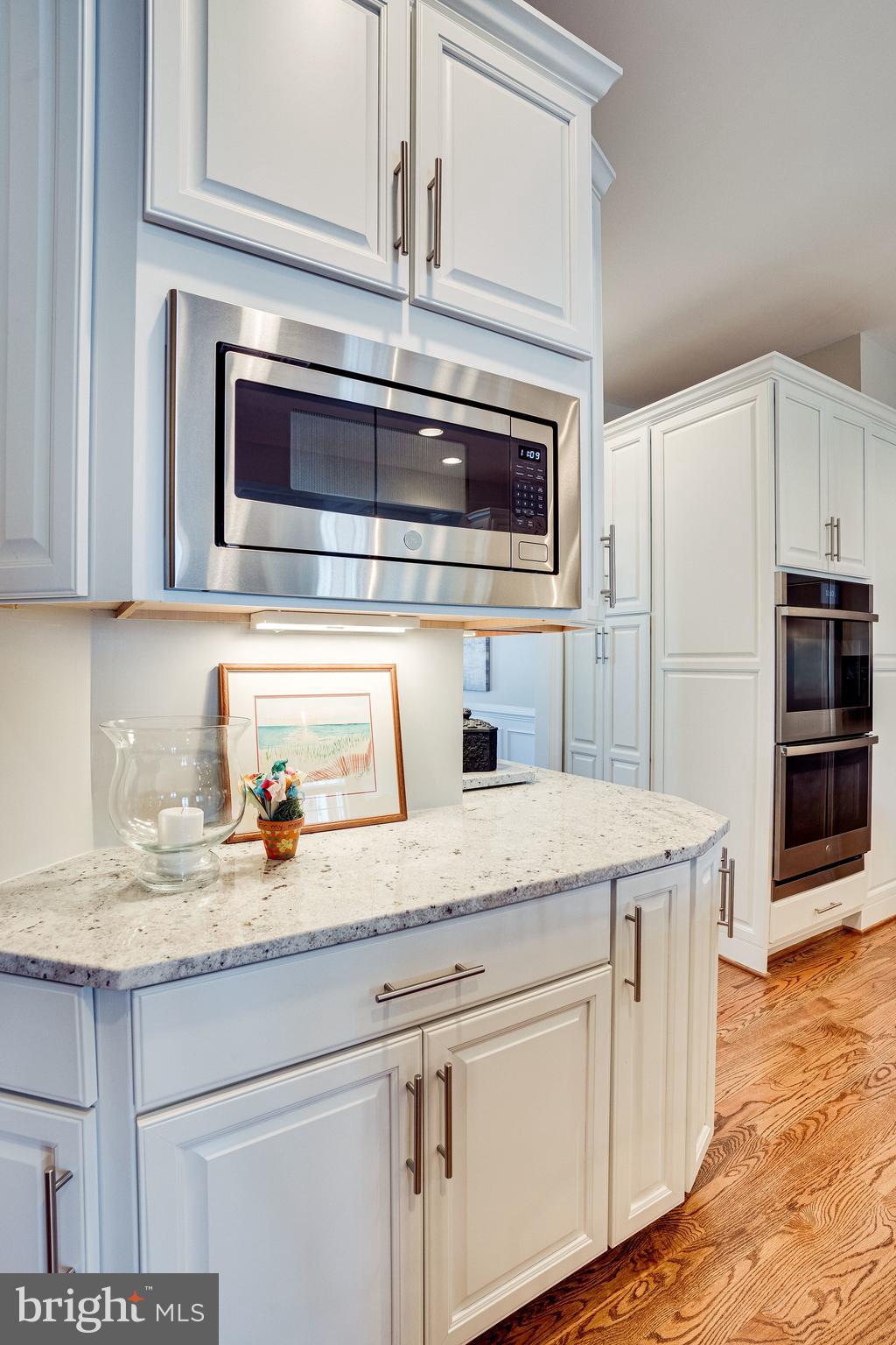 AVONLEA - Residential Lease