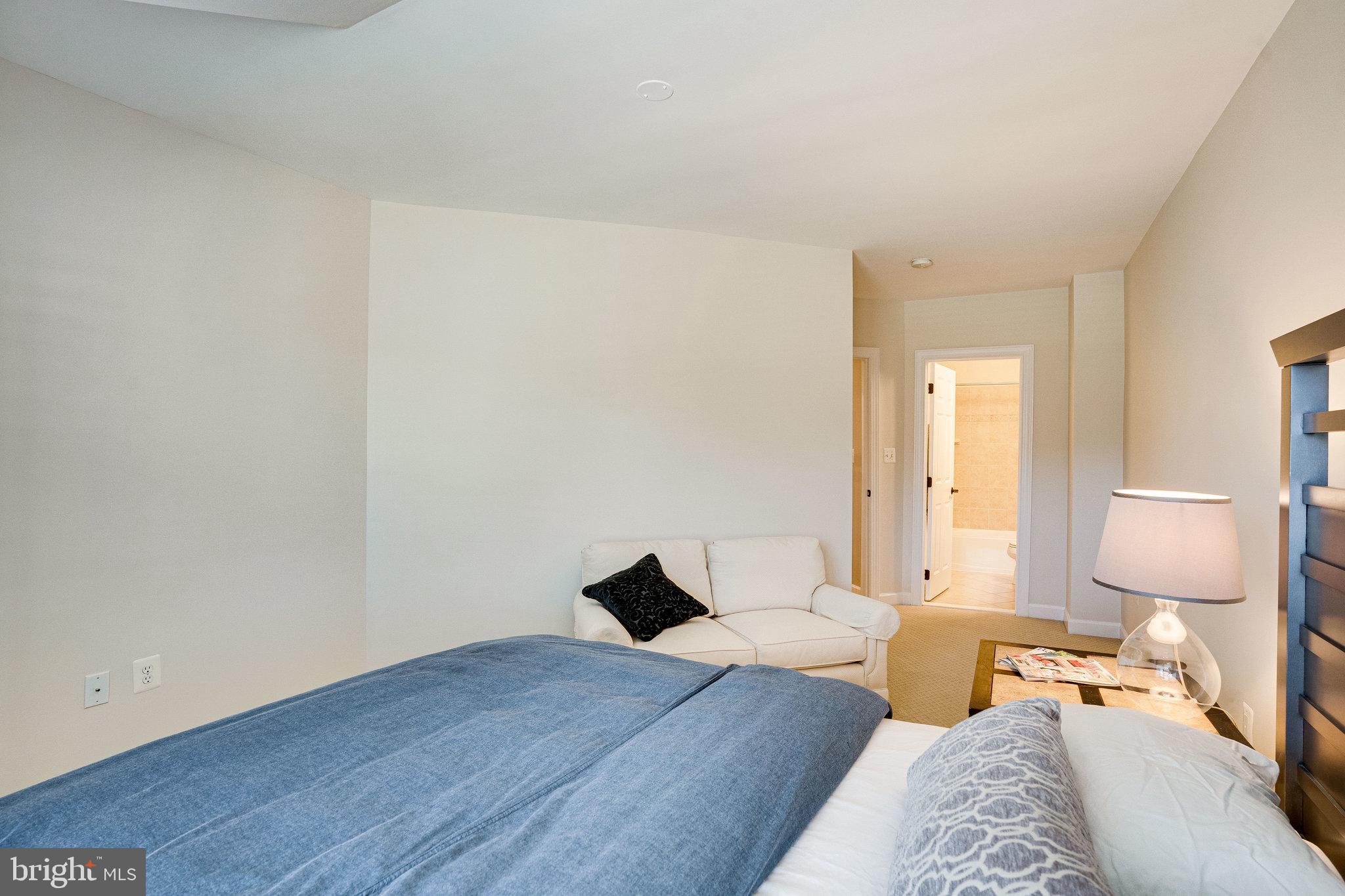 AVONLEA - Residential Lease