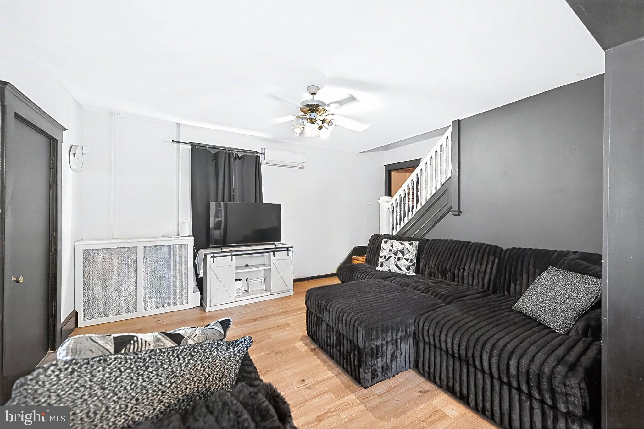 PINE GROVE - Residential