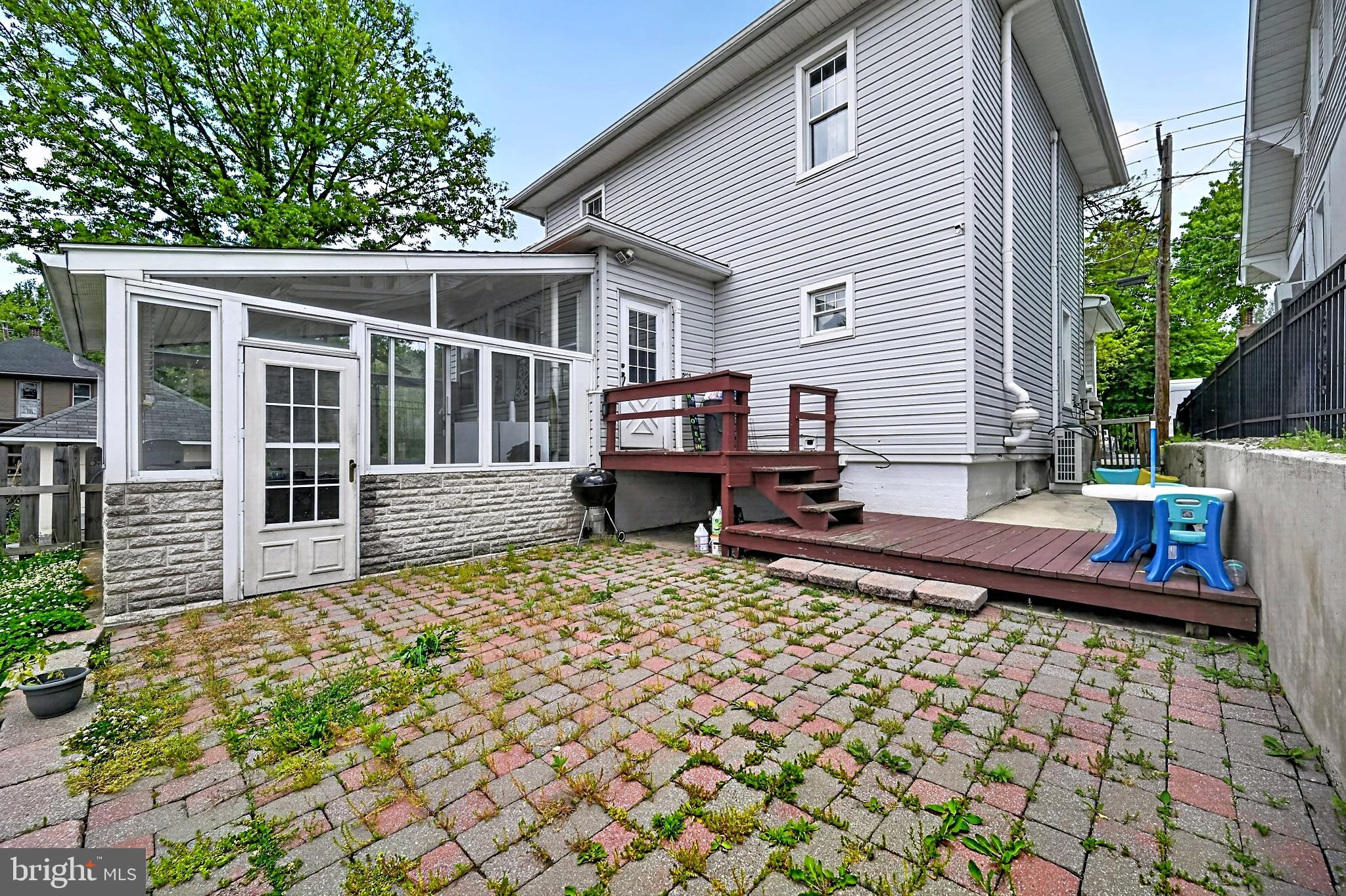 PINE GROVE - Residential