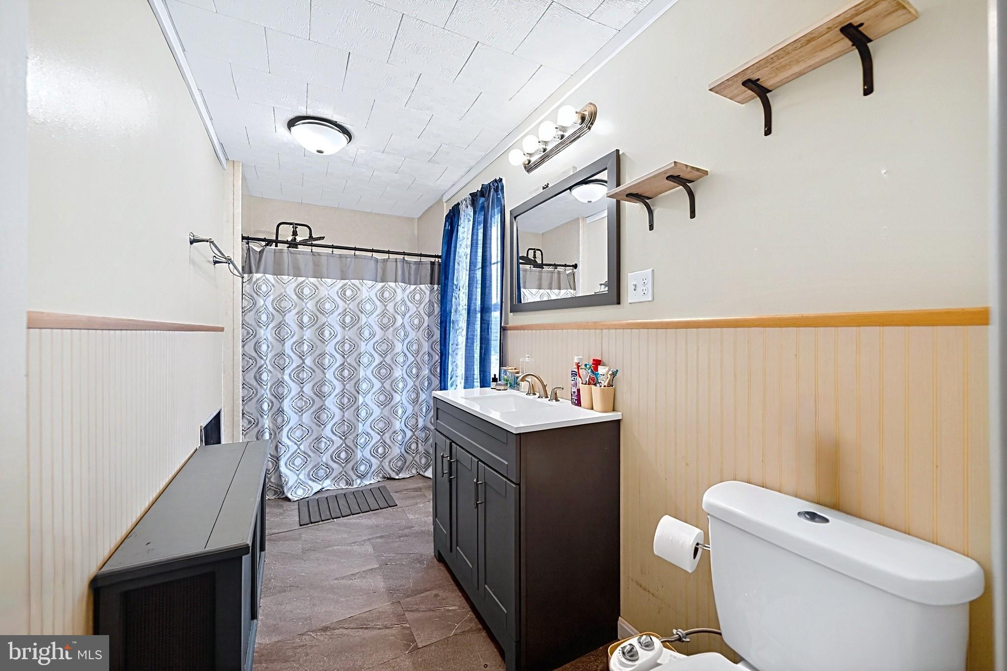 PINE GROVE - Residential