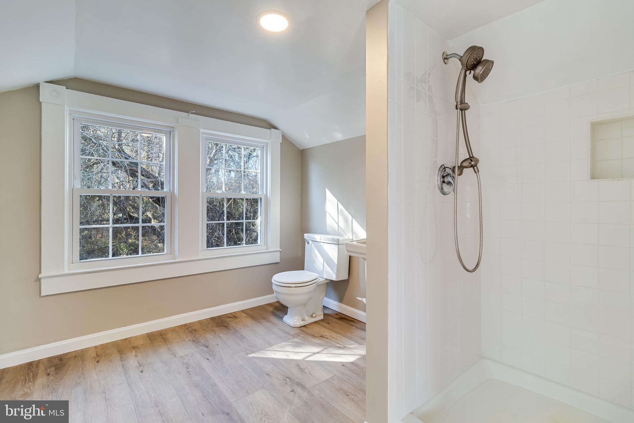 COBB ISLAND - Residential