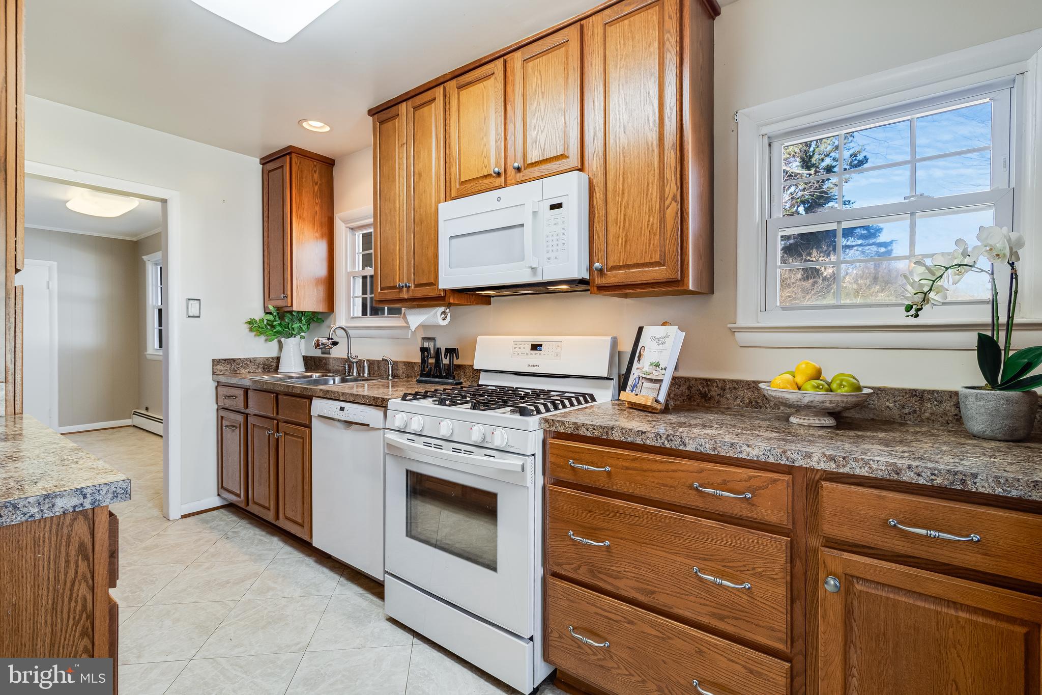 COBB ISLAND - Residential