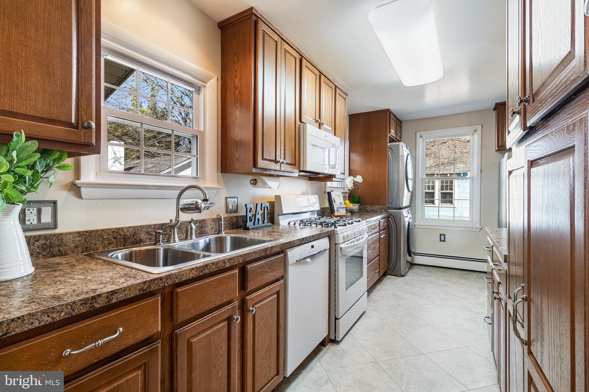 COBB ISLAND - Residential