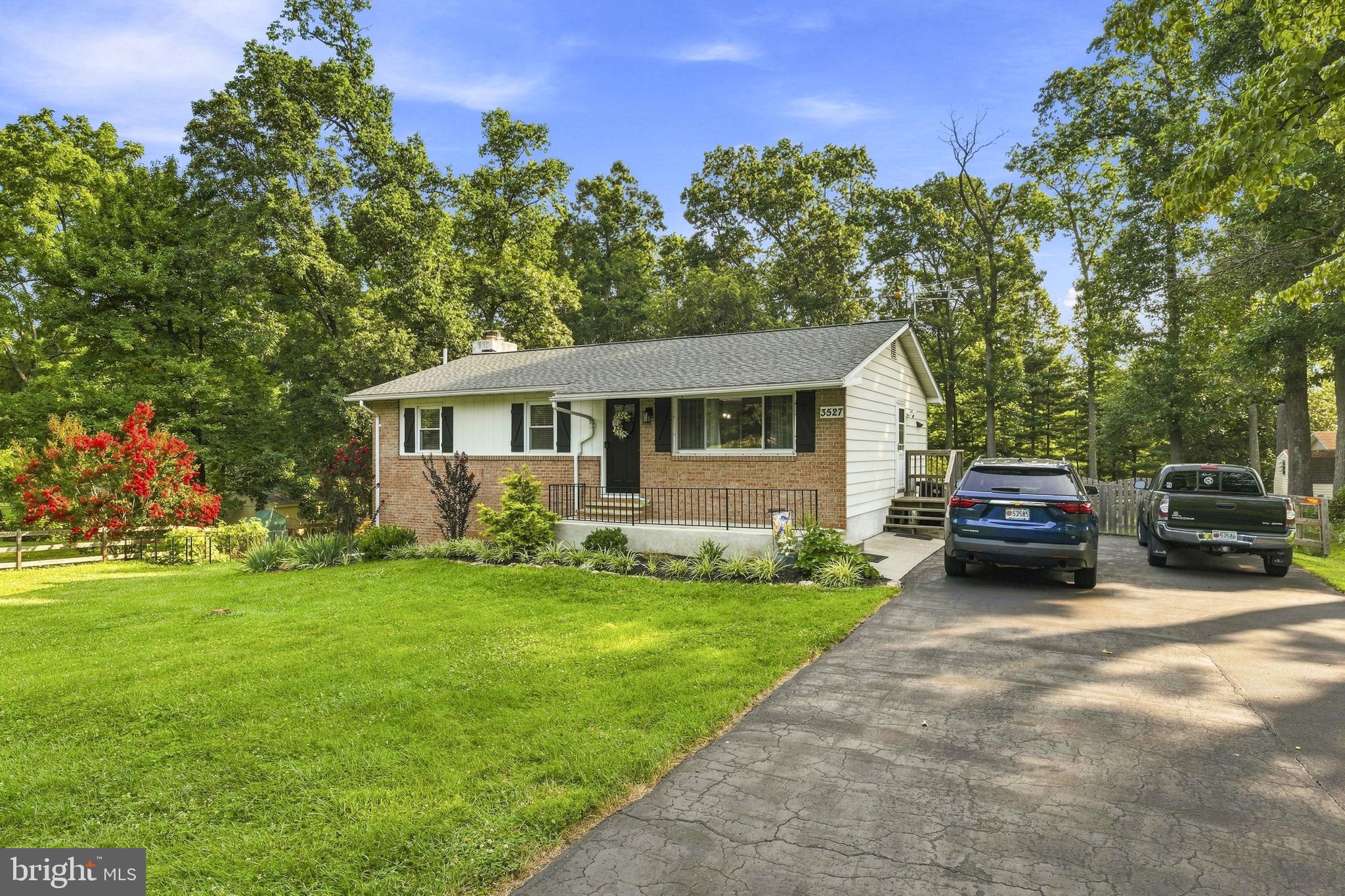 3527 HOOPER ROAD