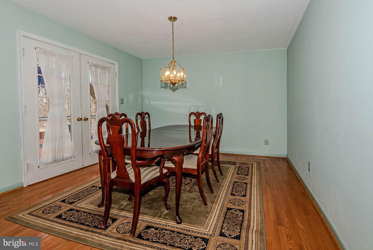 QUEEN ANNE ESTATES - Residential