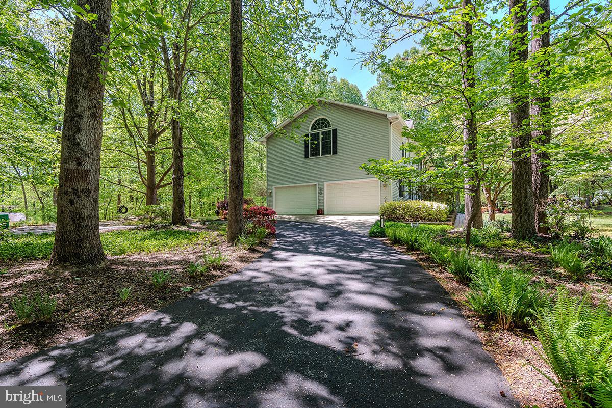 QUEEN ANNE ESTATES - Residential