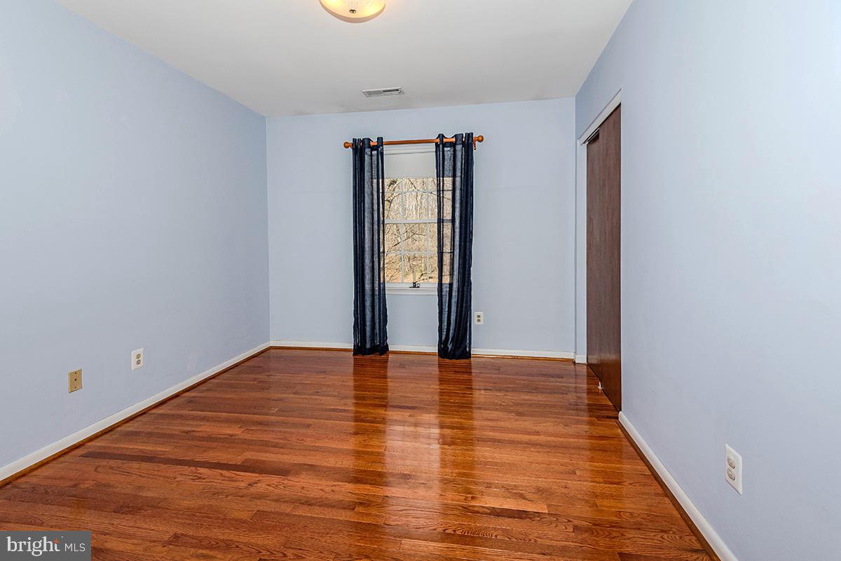 QUEEN ANNE ESTATES - Residential