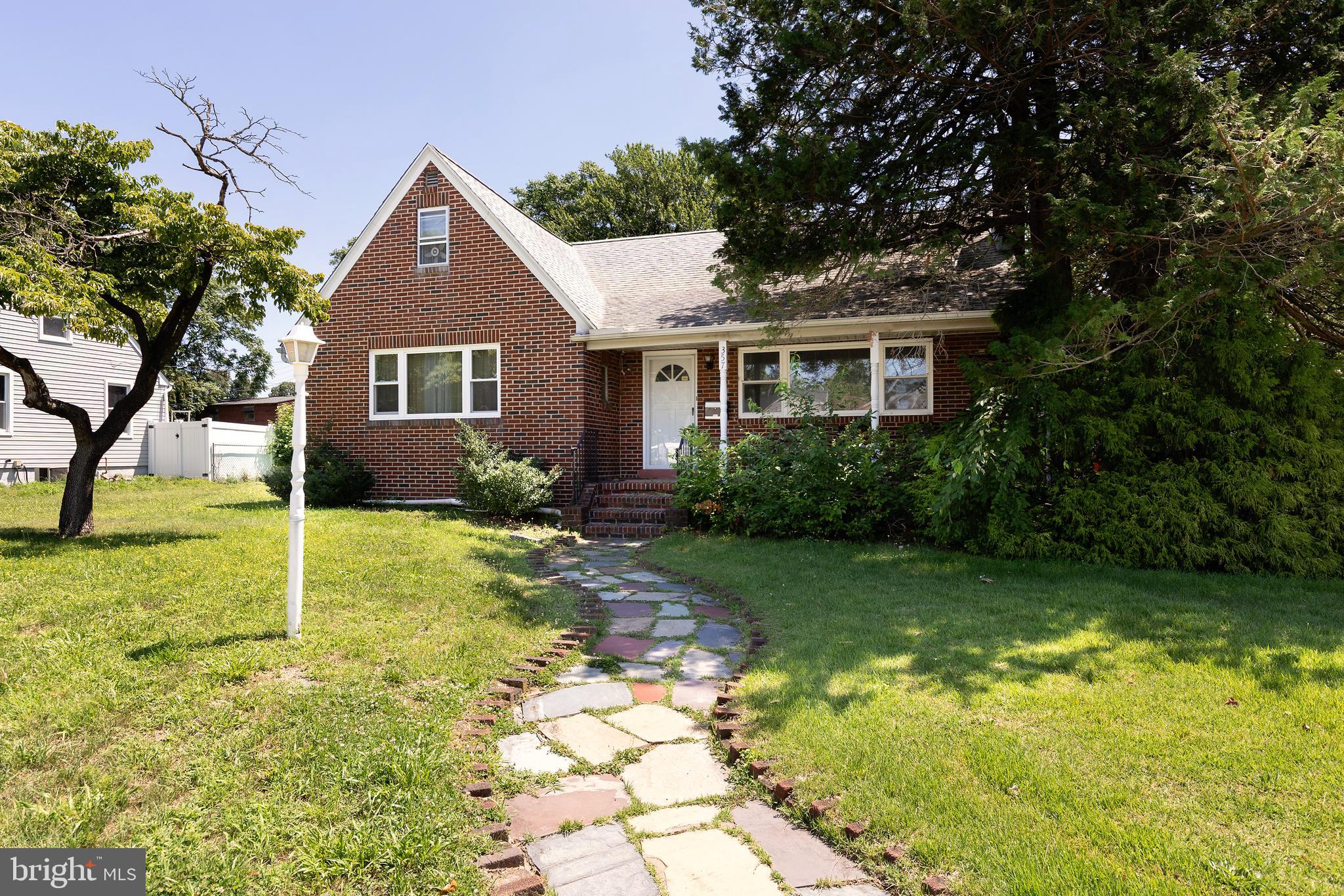 357 NASSAU AVE