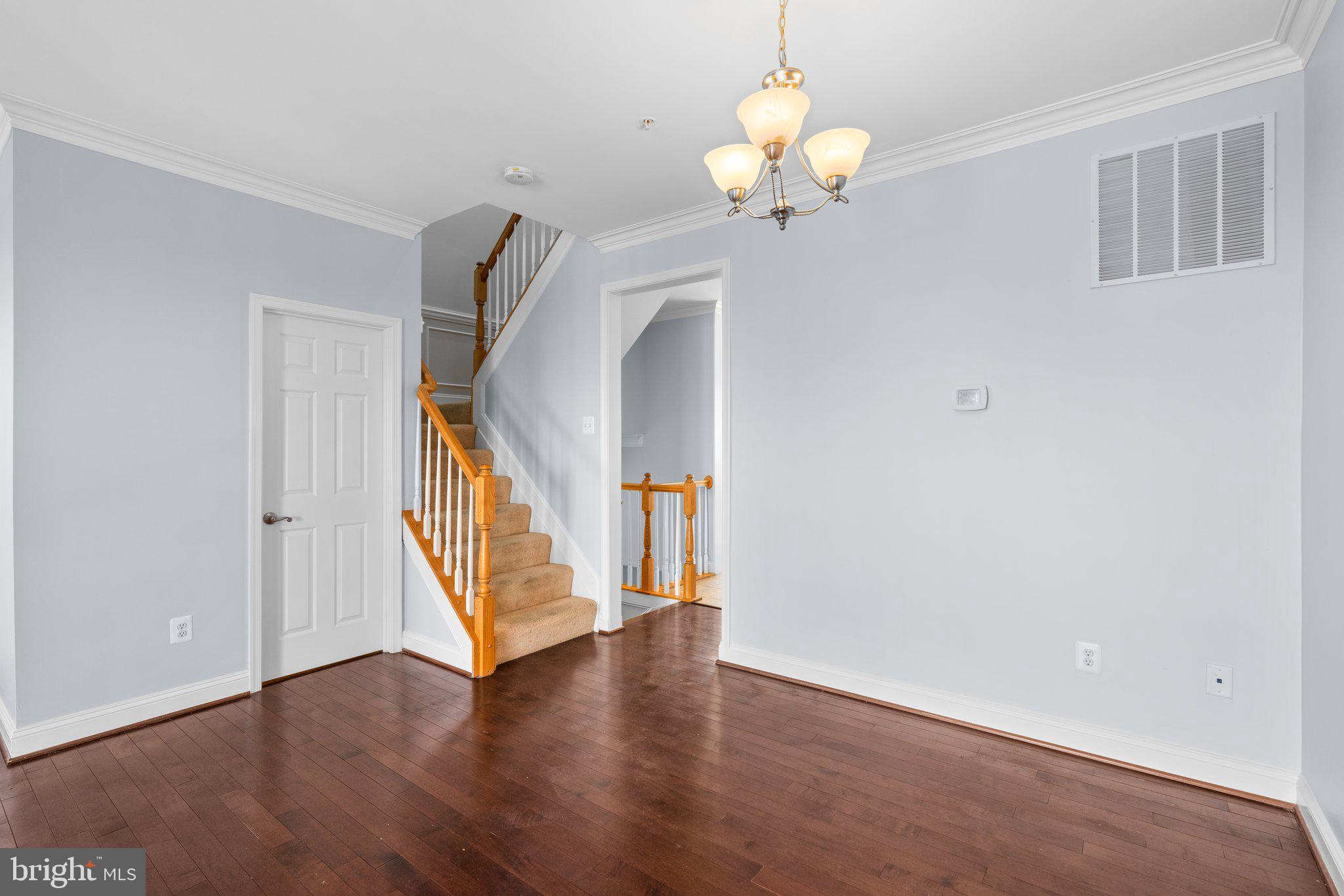 824 RYAN STREET