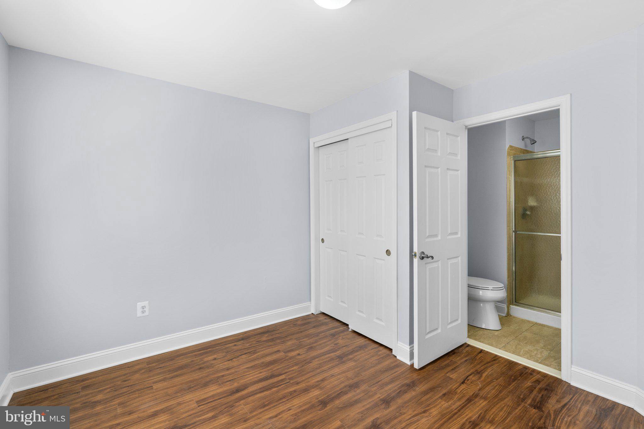 CAMDEN CROSSING - Residential