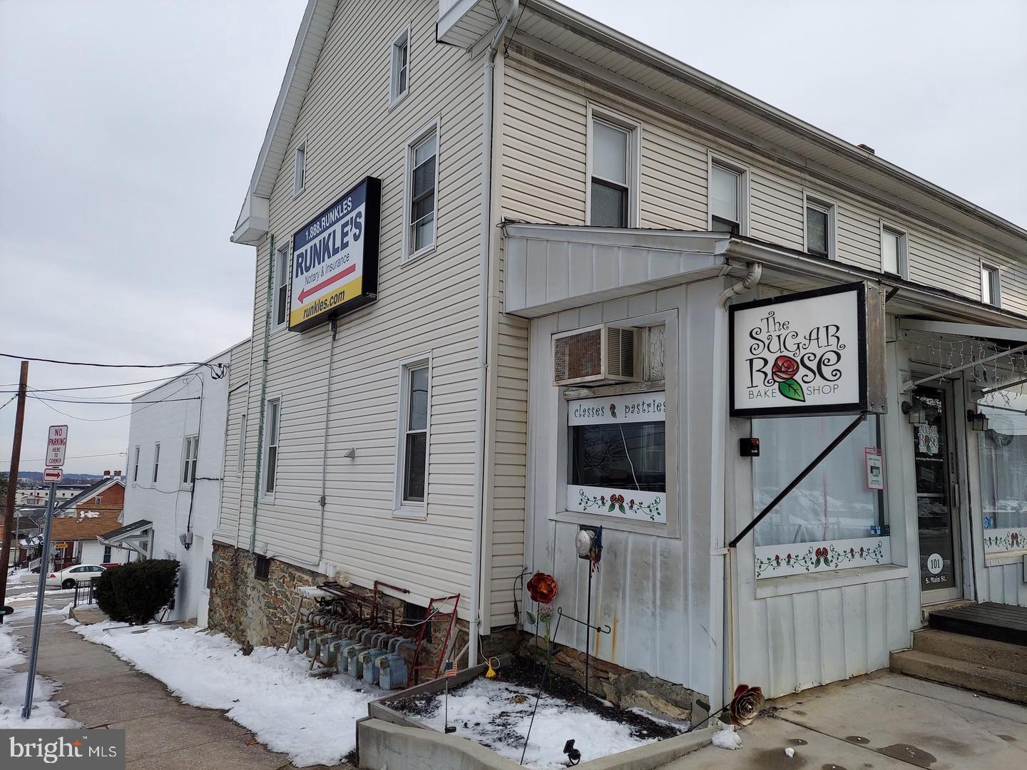 101-105 S MAIN ST 105
