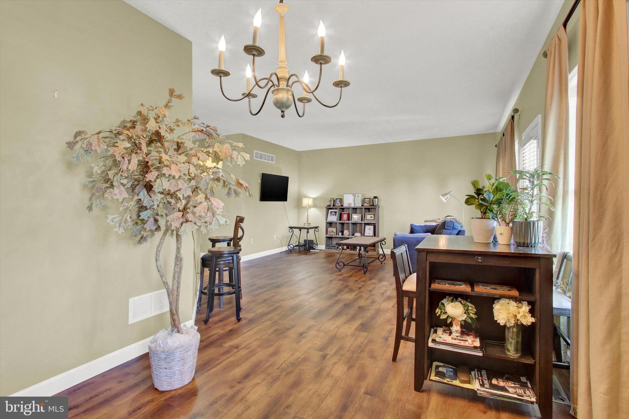 DEATRICK VILLAGE - Residential