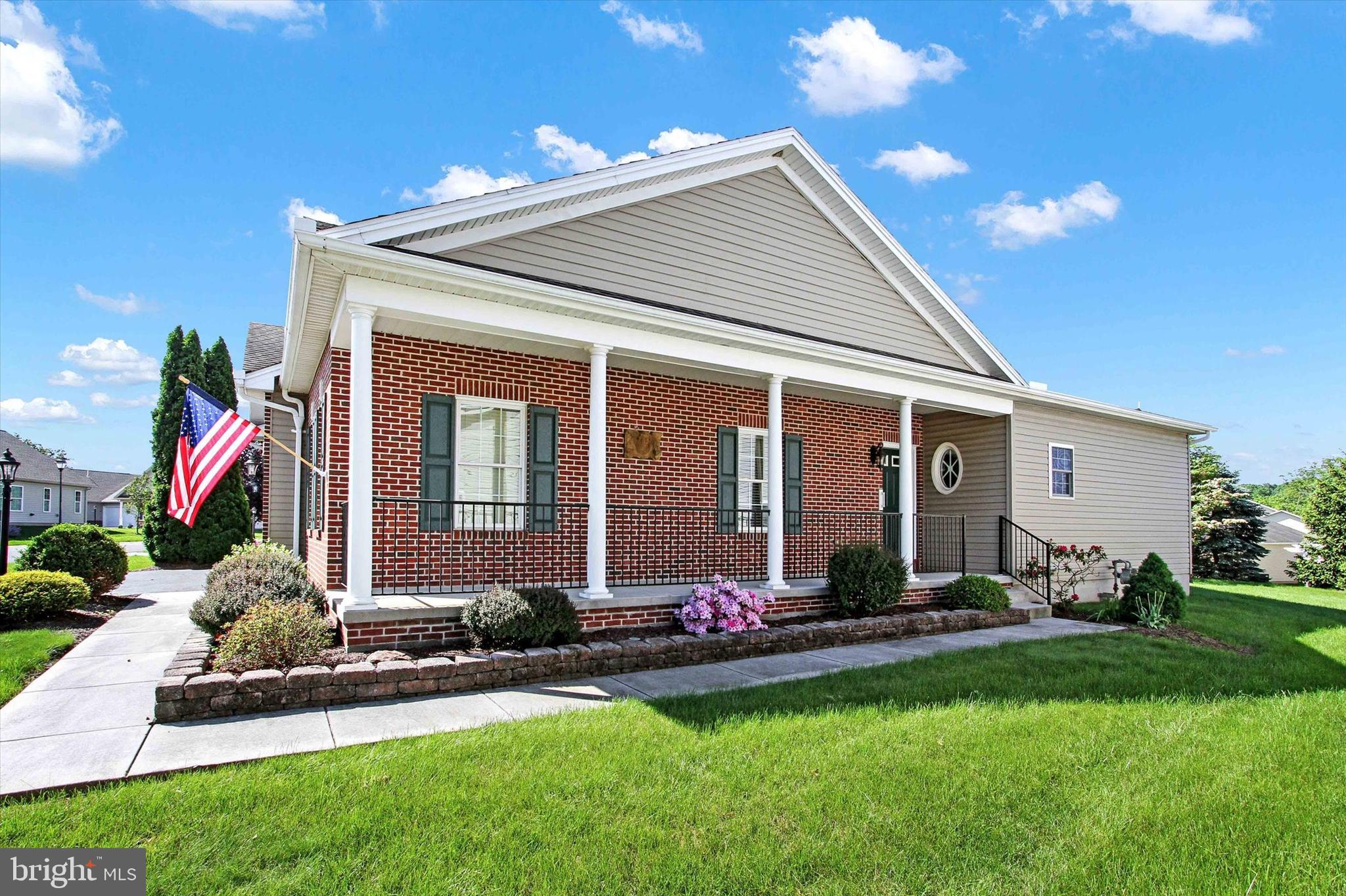 DEATRICK VILLAGE - Residential