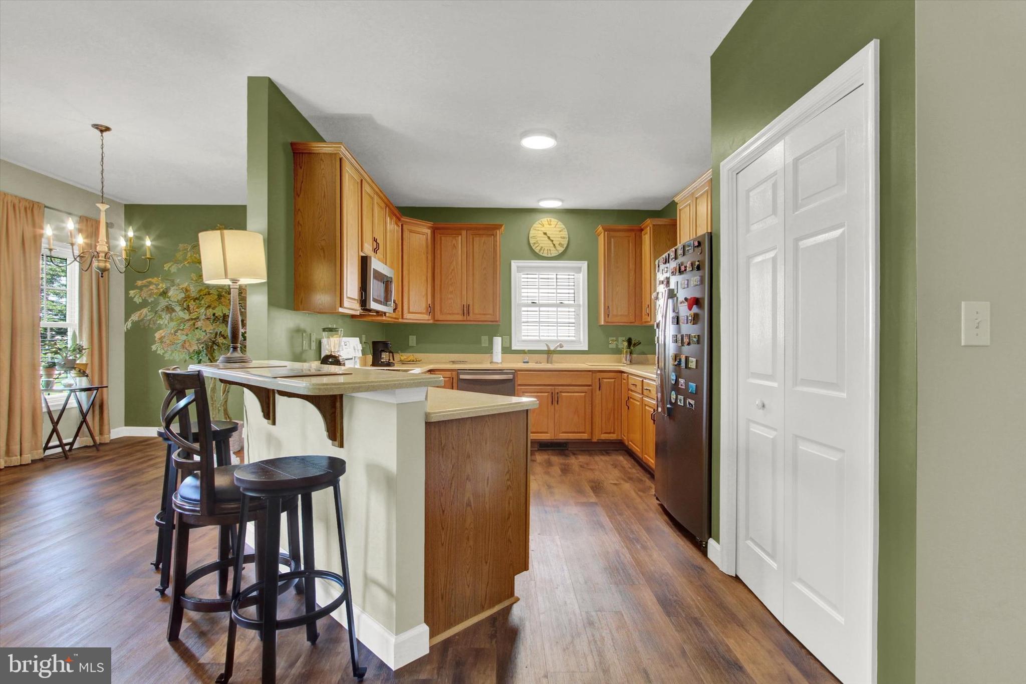 DEATRICK VILLAGE - Residential