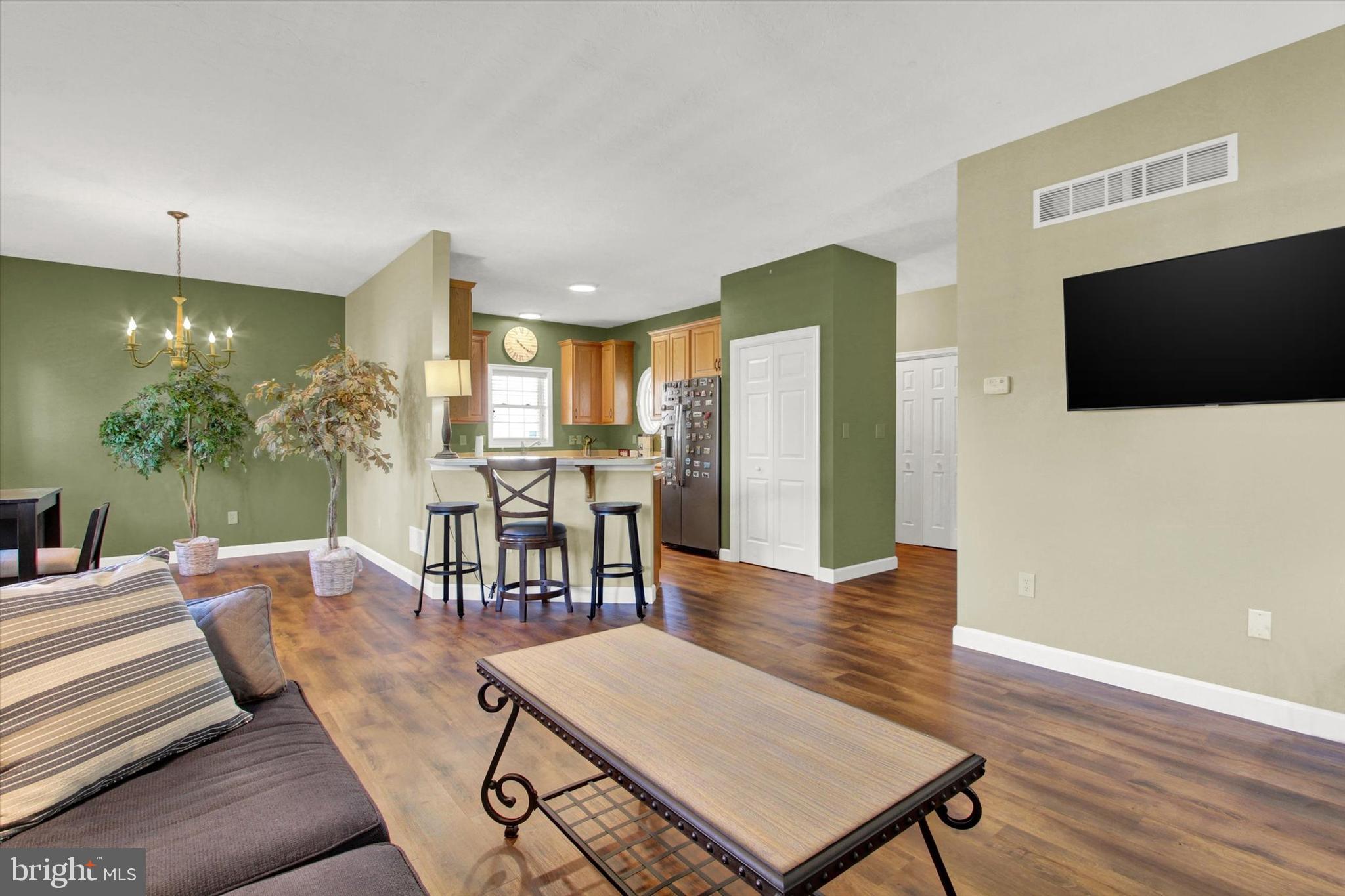 DEATRICK VILLAGE - Residential