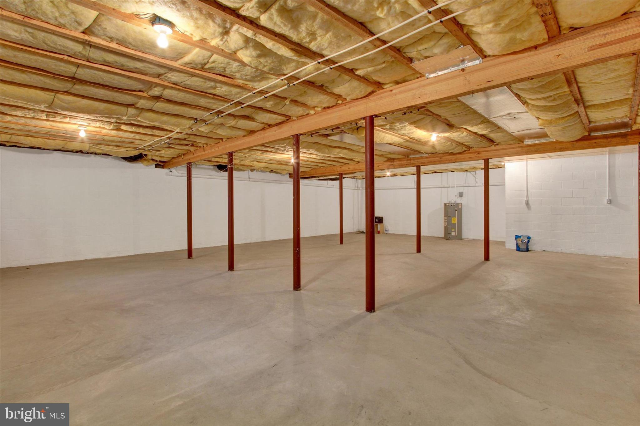 DEATRICK VILLAGE - Residential