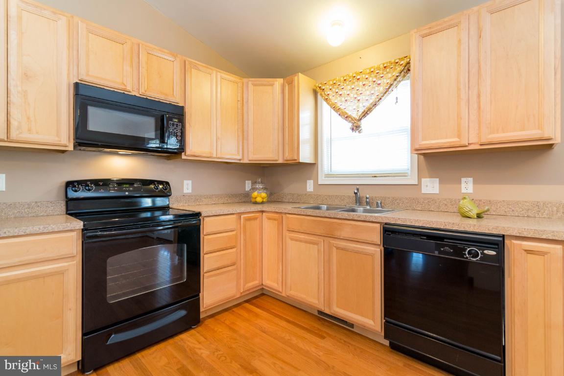 LAKE CAROLINE - Residential