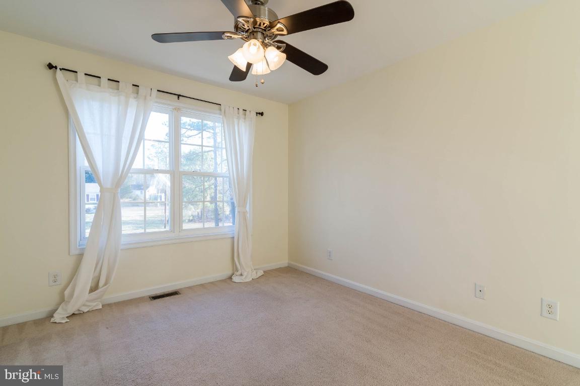 LAKE CAROLINE - Residential