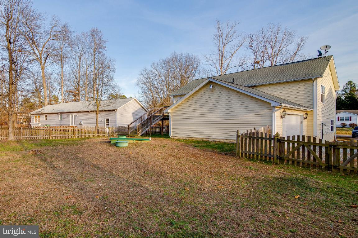 LAKE CAROLINE - Residential