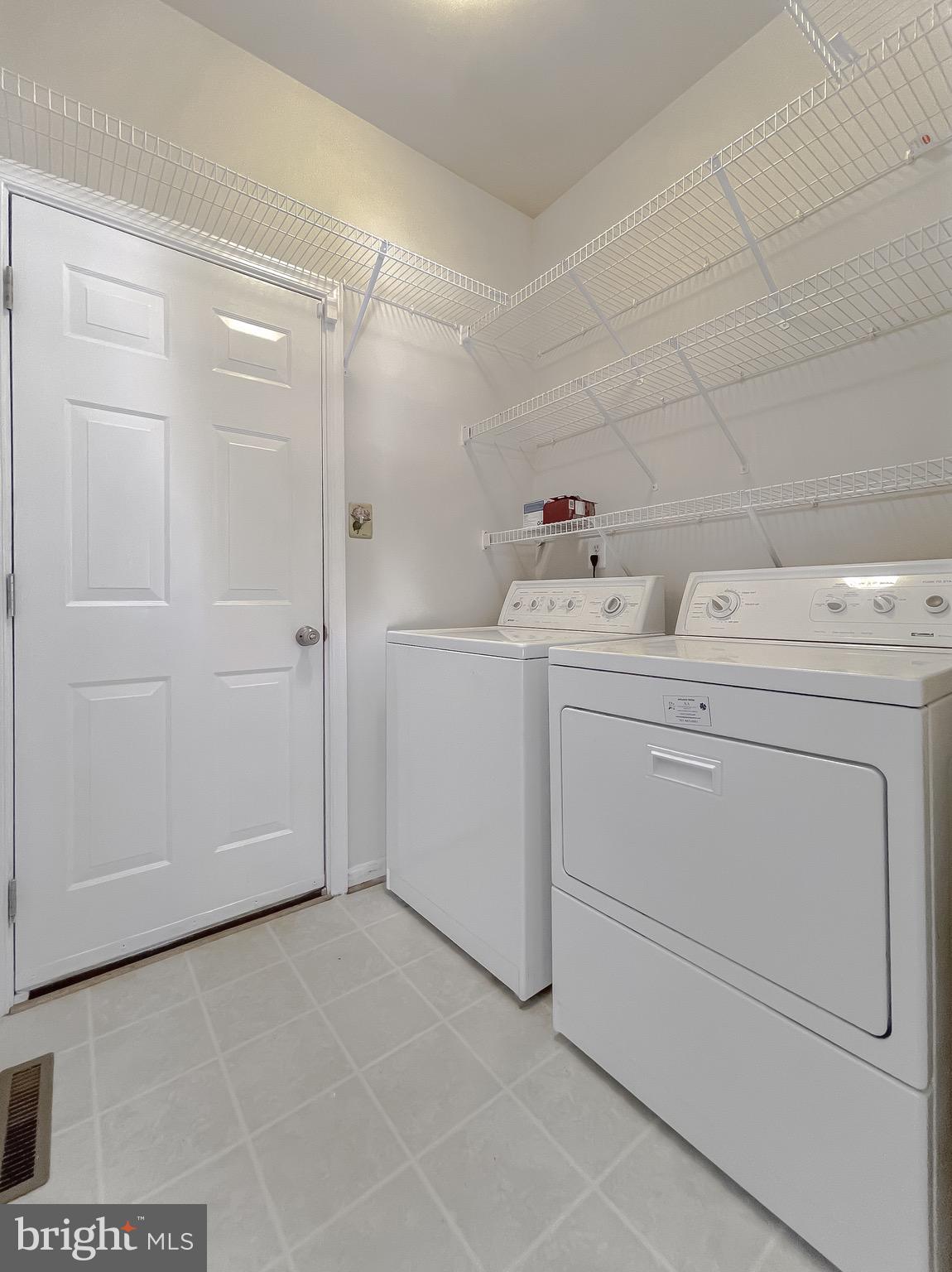 VILLAGES AT LEONARDTOWN - Residential