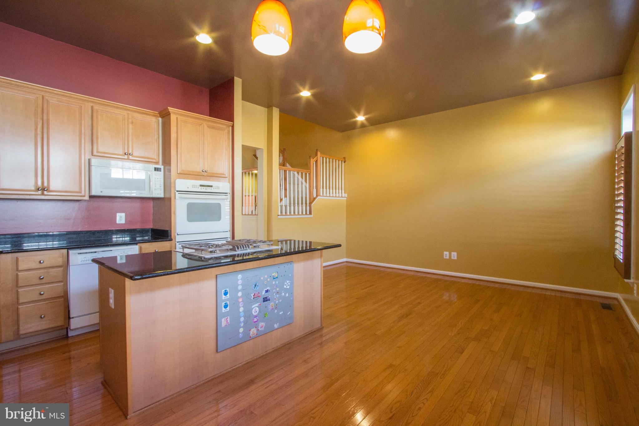 BROADLANDS SOUTH - Residential Lease