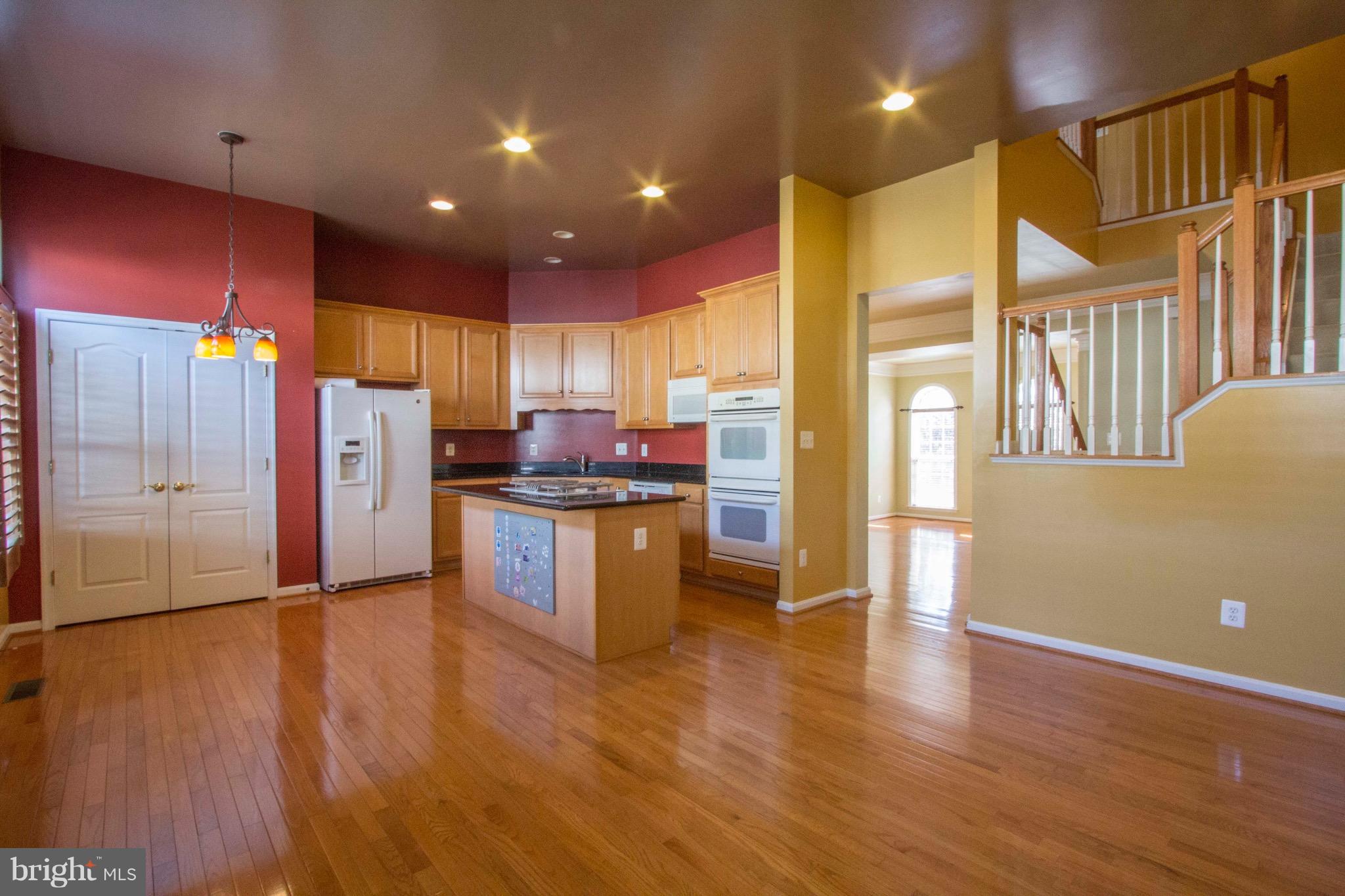 BROADLANDS SOUTH - Residential Lease