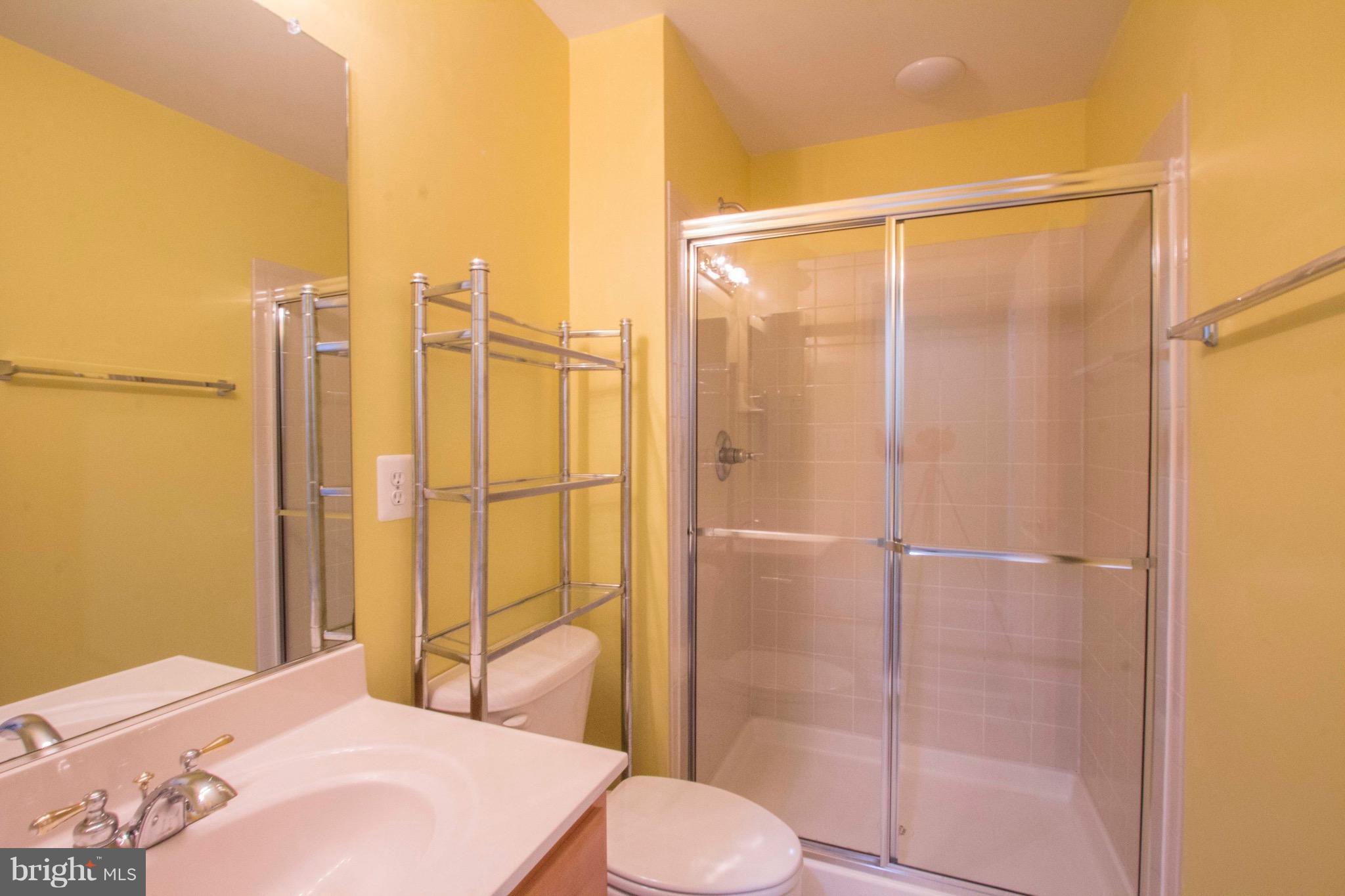 BROADLANDS SOUTH - Residential Lease