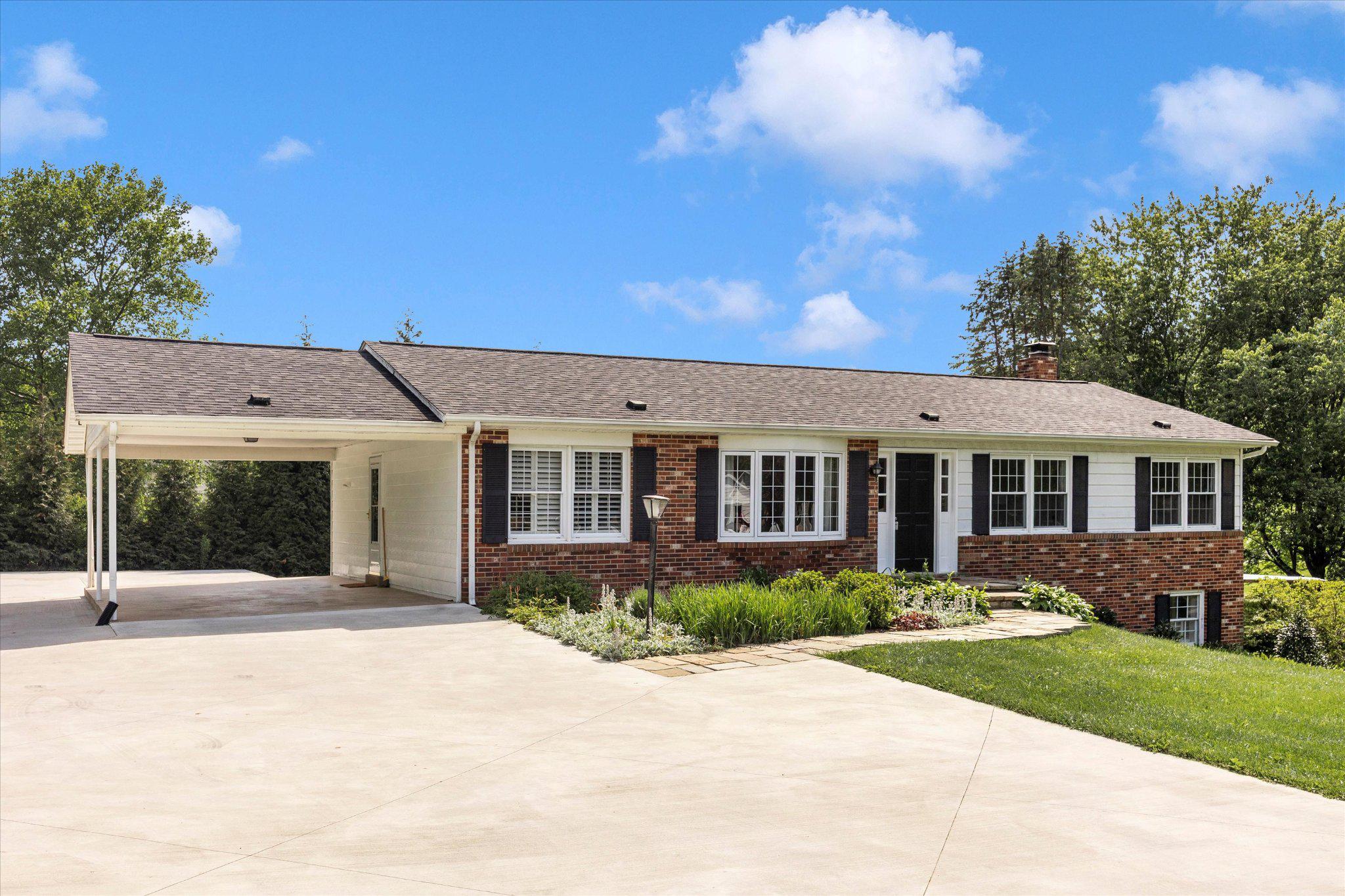 5811 CORPORAL JONES COURT