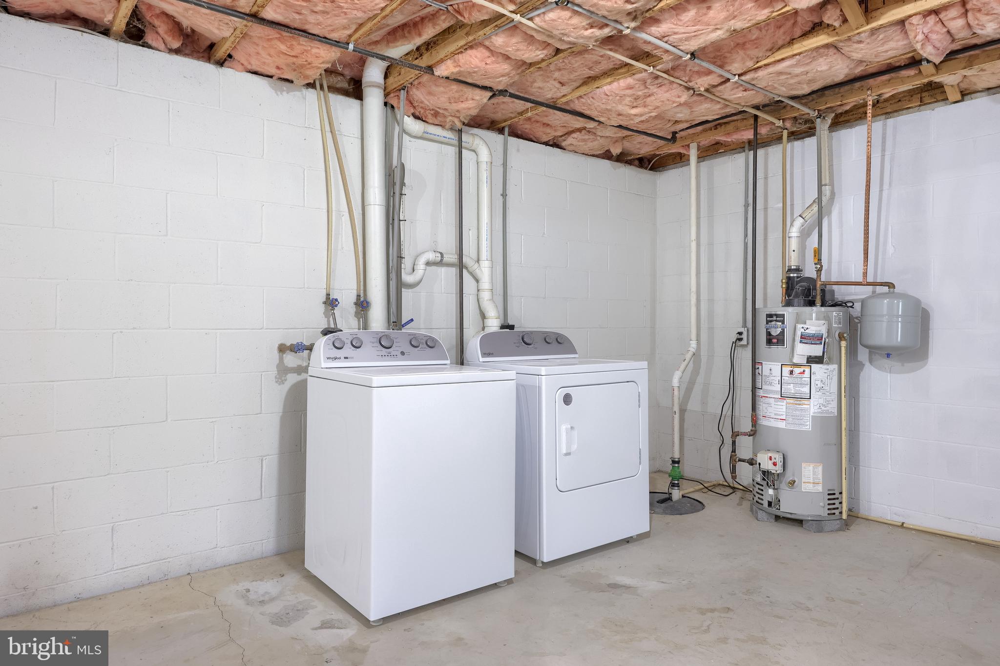 HAMPTON CHASE - Residential