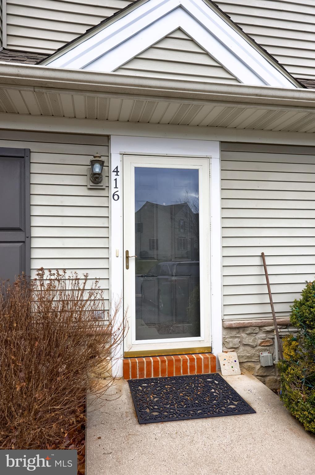 416 BANYAN CIRCLE DRIVE