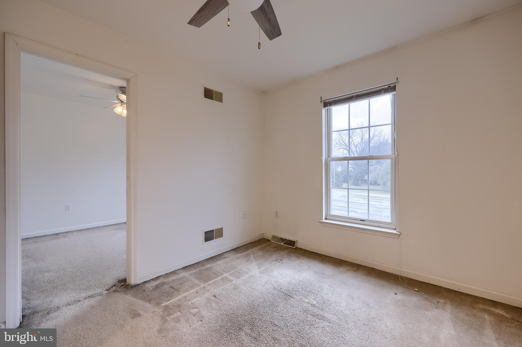 HAMPTON CHASE - Residential