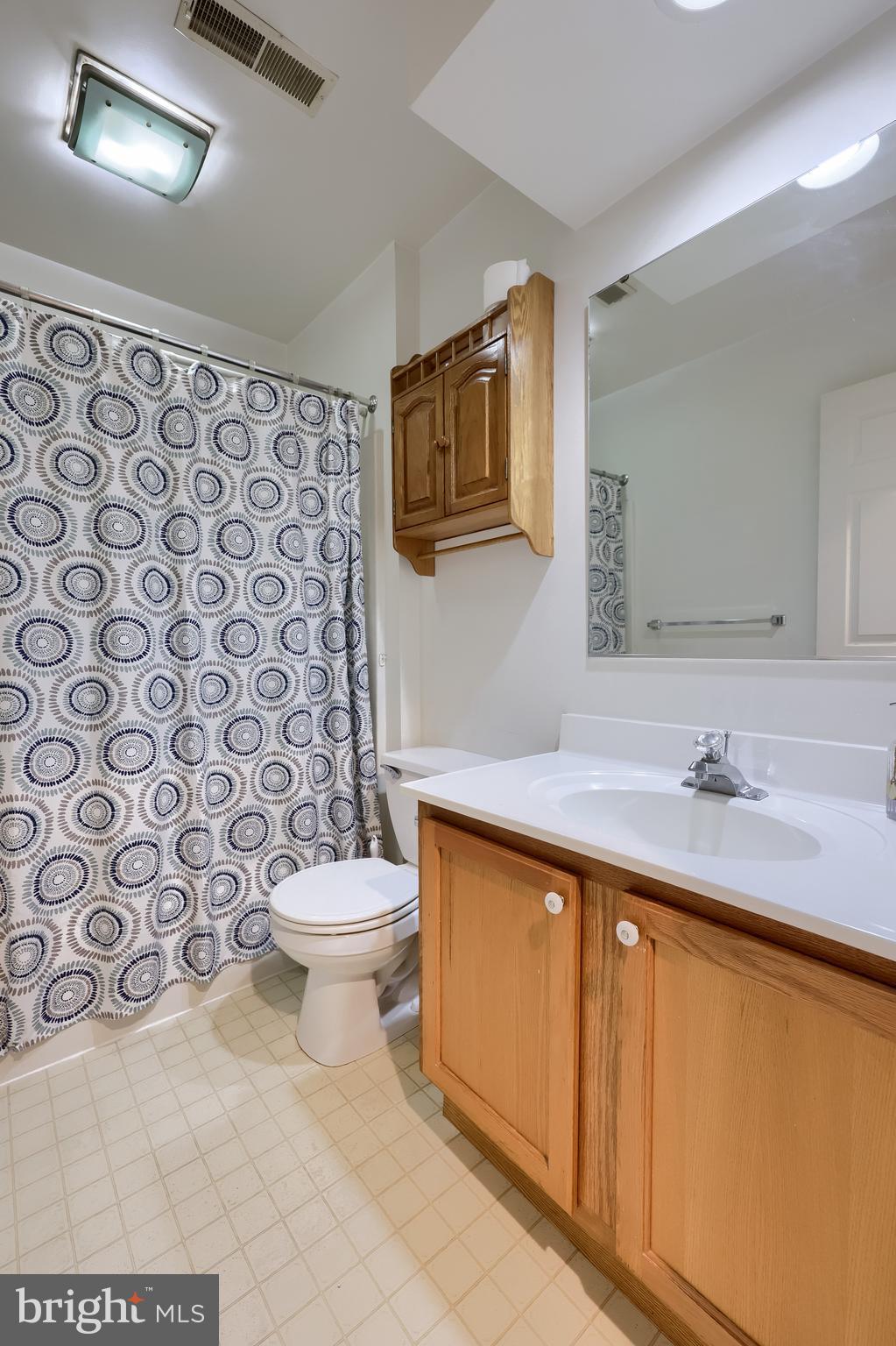 HAMPTON CHASE - Residential