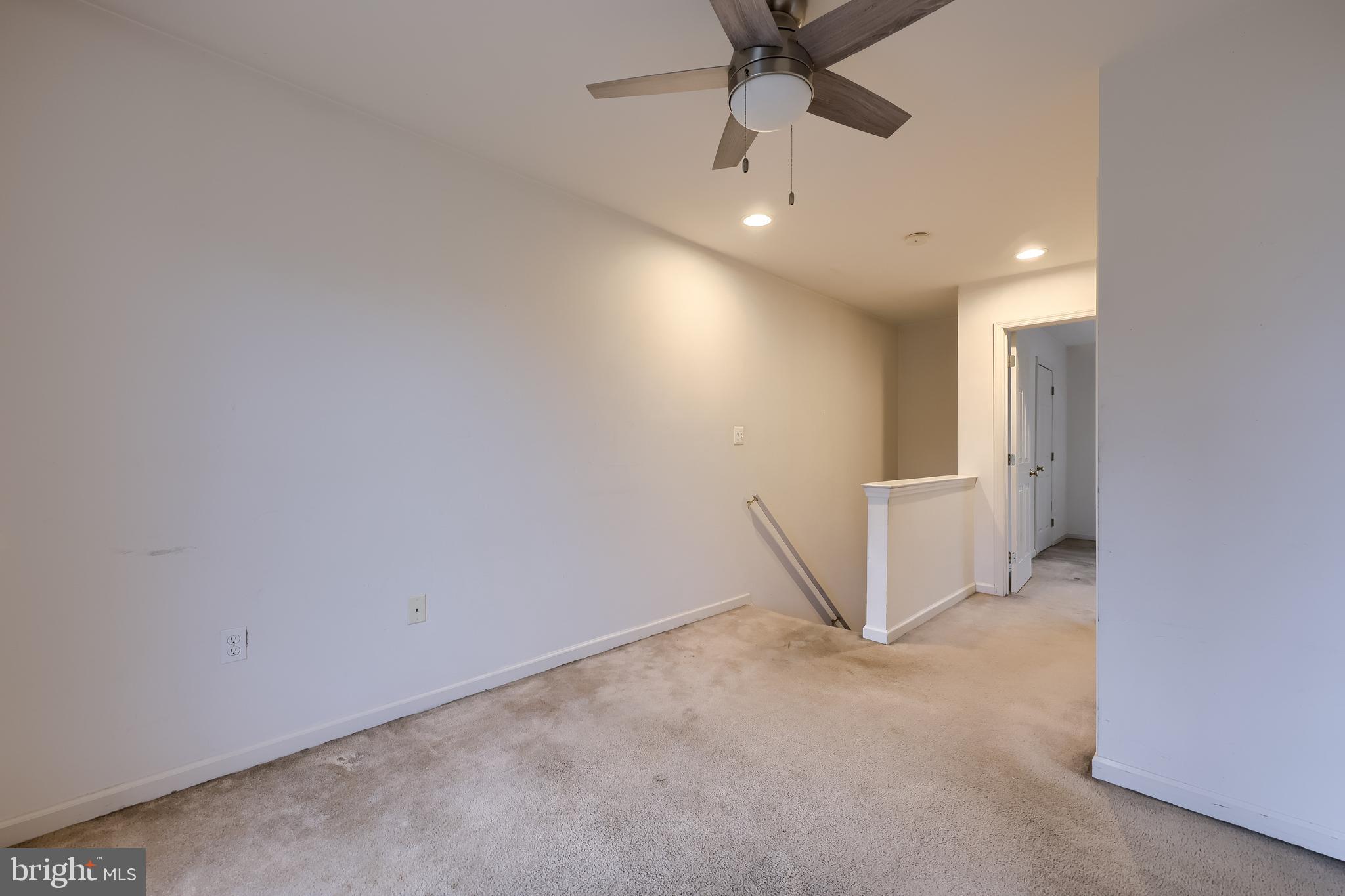 HAMPTON CHASE - Residential