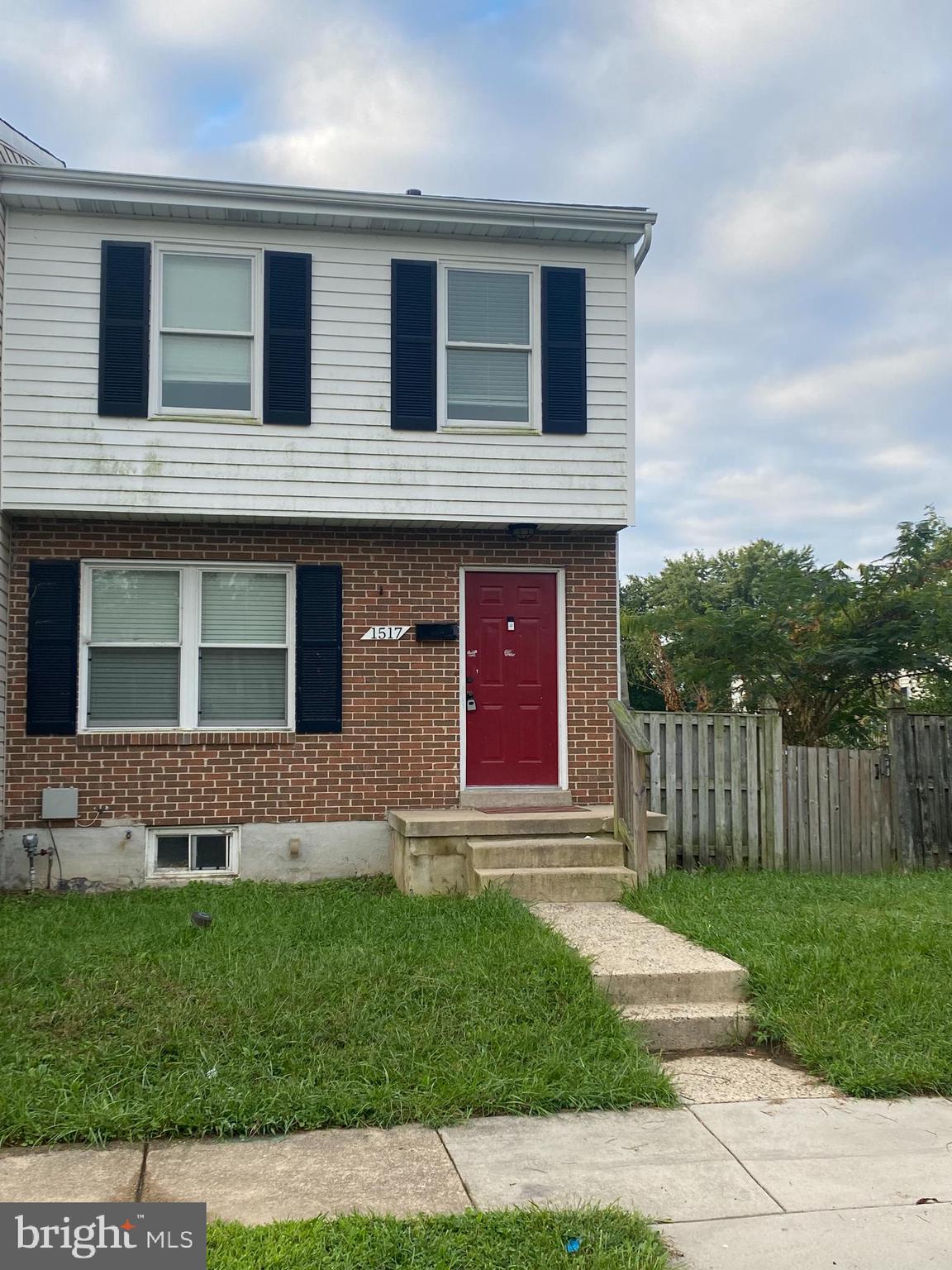 HARFORD SQUARE - Residential Lease