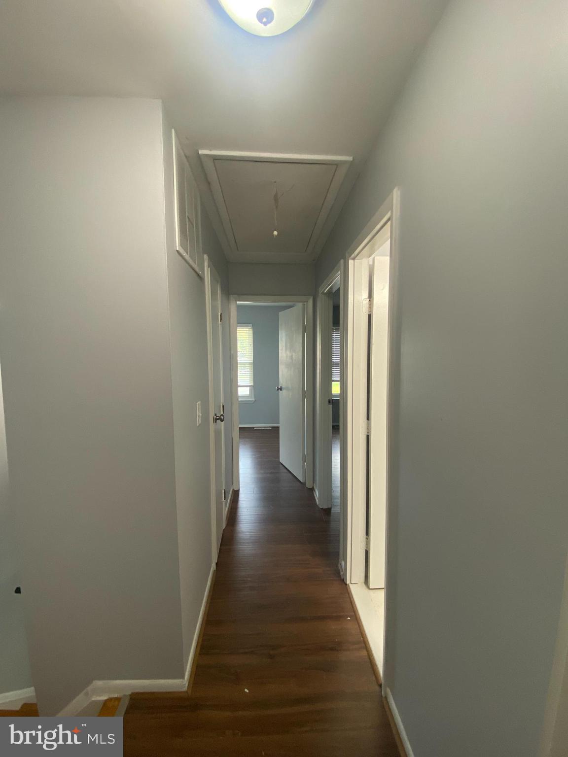 HARFORD SQUARE - Residential Lease