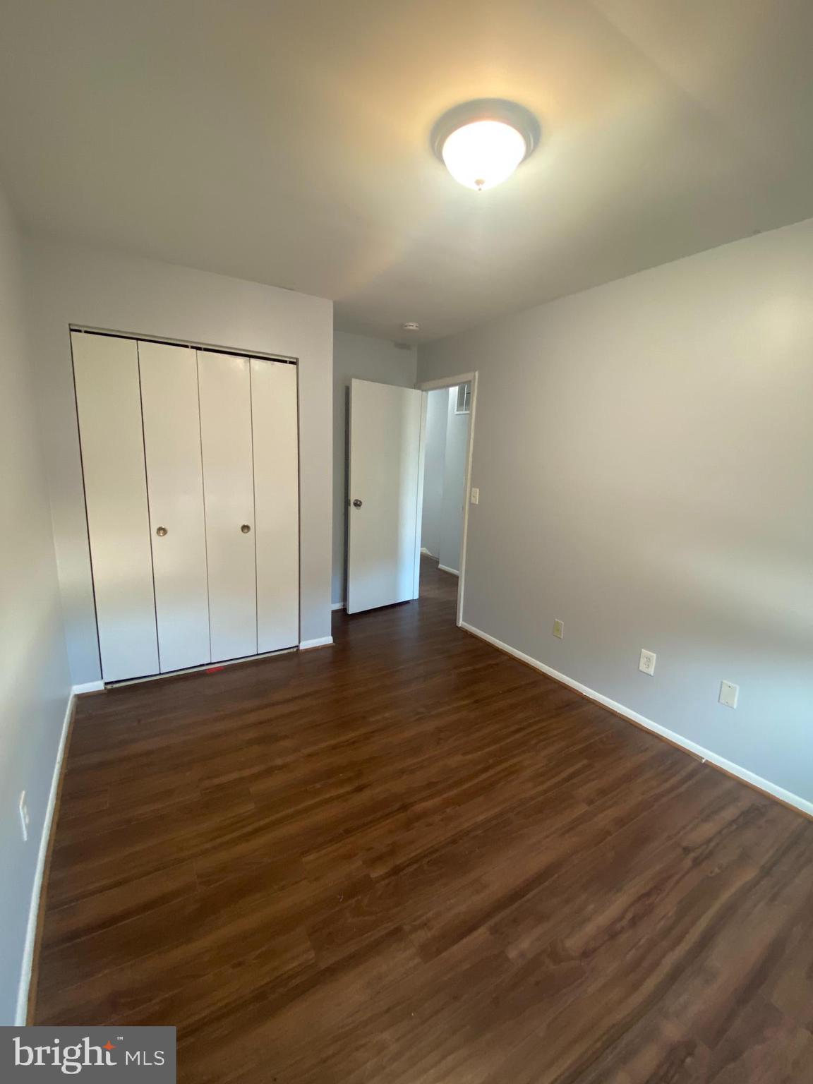 HARFORD SQUARE - Residential Lease