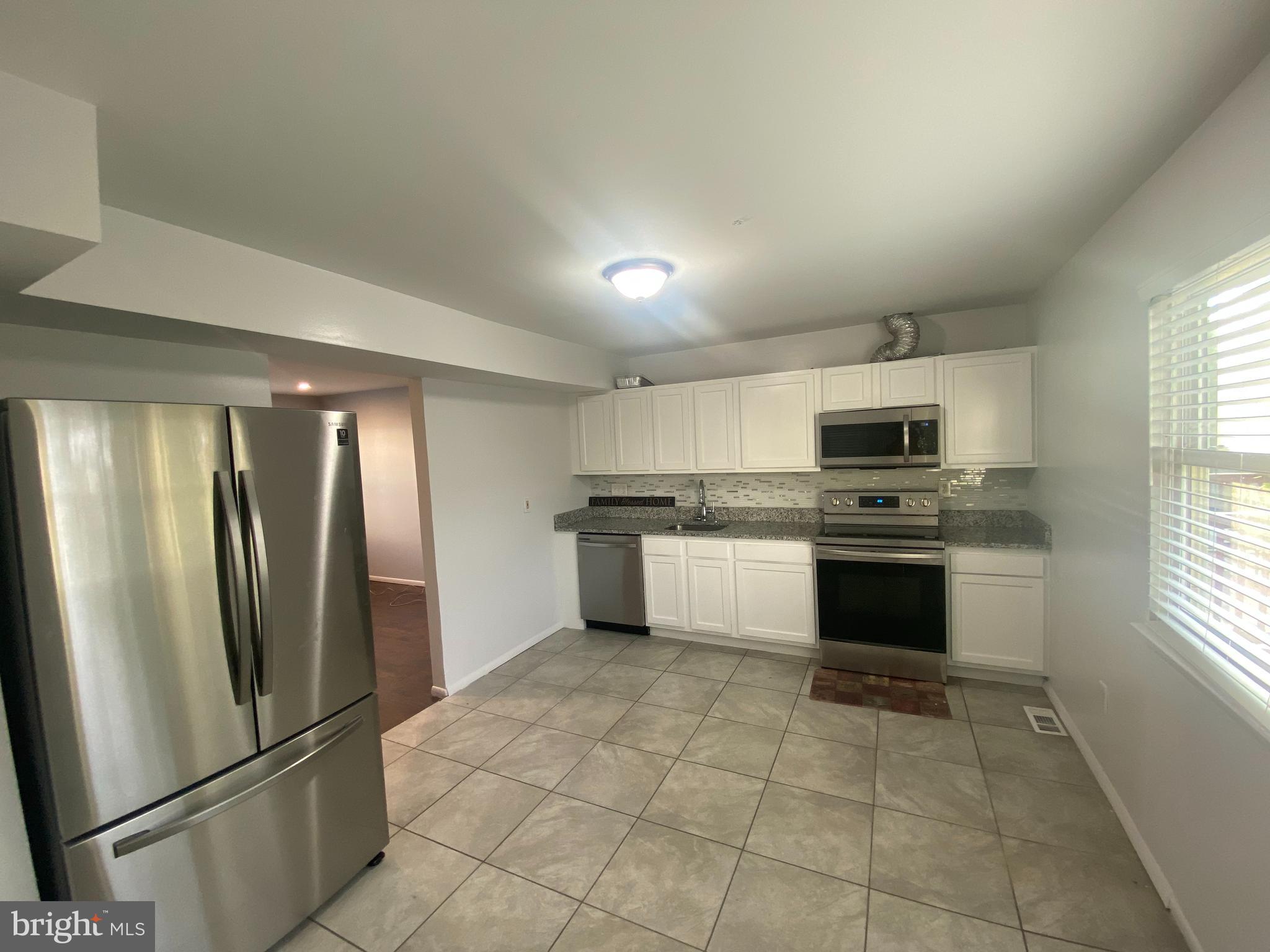 1517 HARFORD SQUARE DRIVE