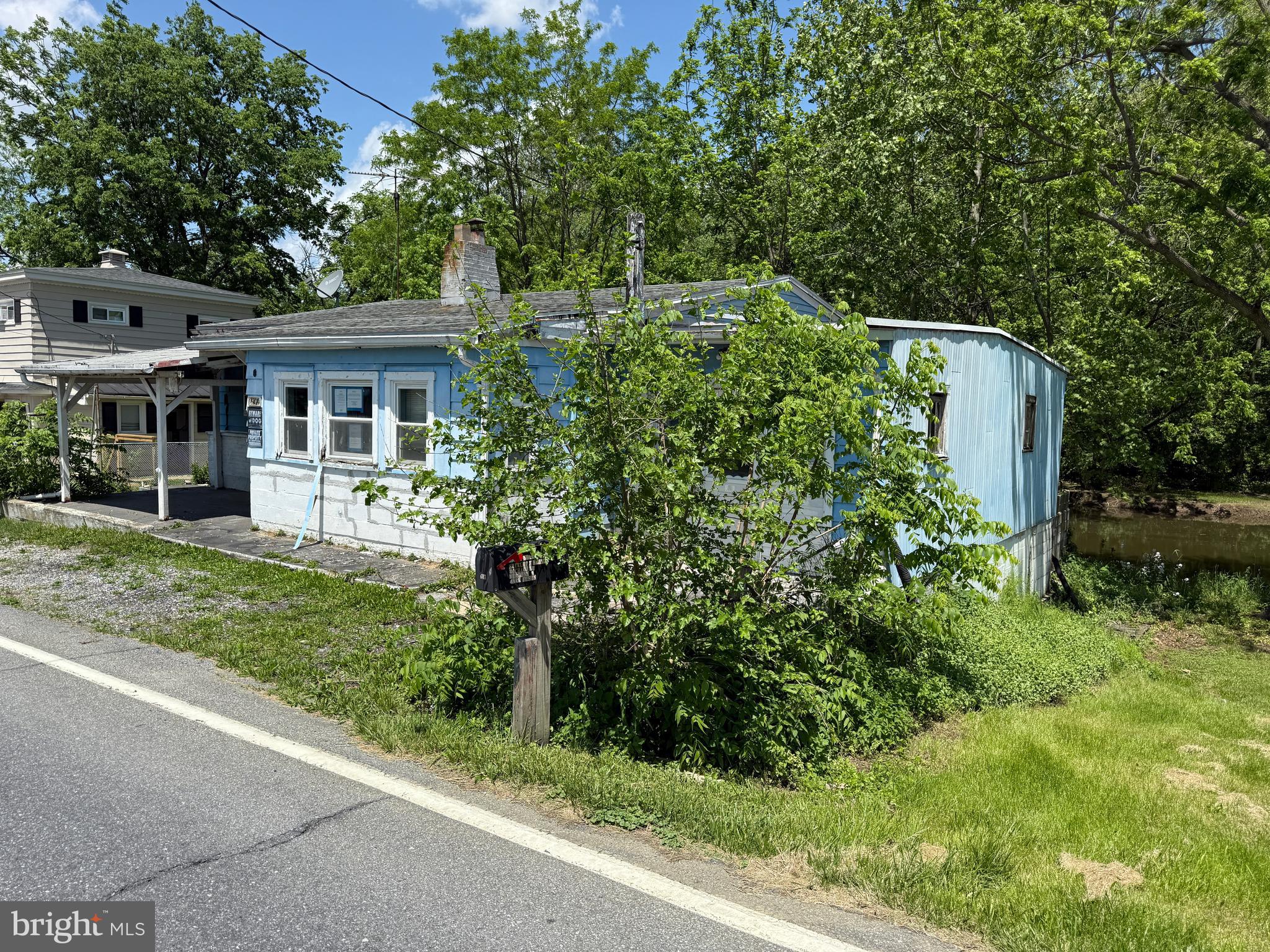 647 S CHIQUES ROAD