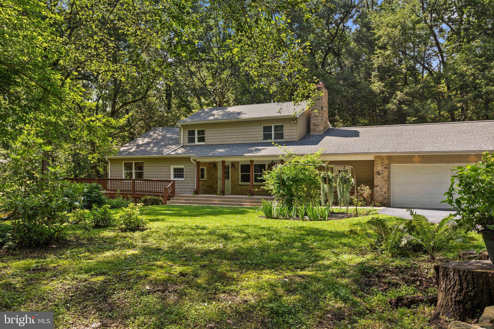 226 ACORN LANE
